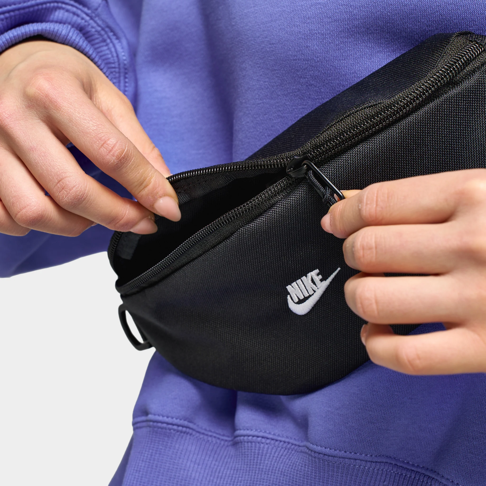 Nike Heritage Waist Bag 2.0 / Black - Image 8