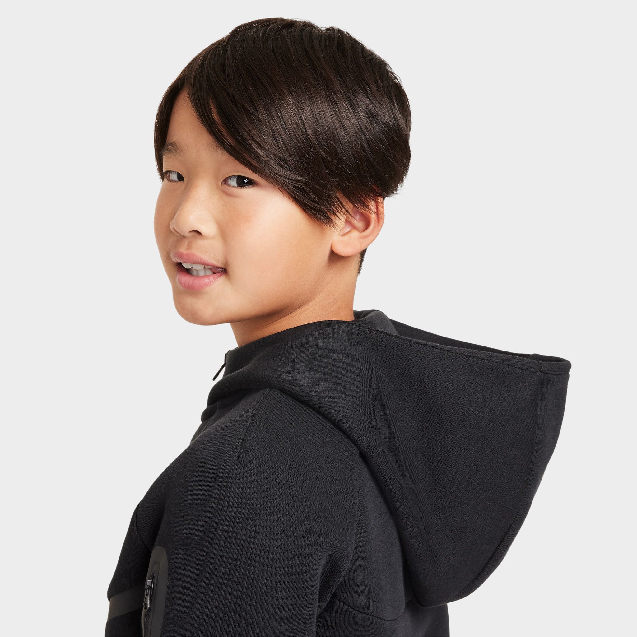 Nike Sportswear Junior Boys' Tech Fleece Hoodie / Black - Image 5