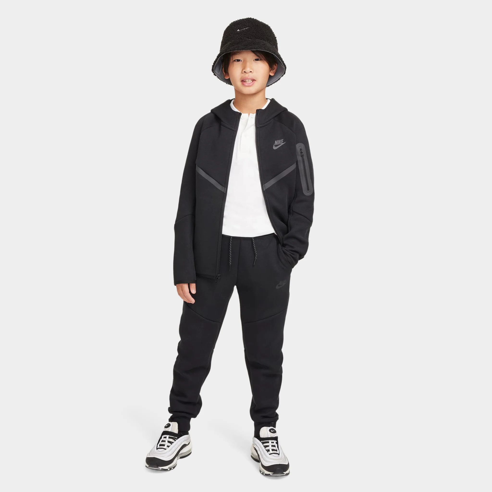 Nike Sportswear Junior Boys' Tech Fleece Hoodie / Black - Image 6