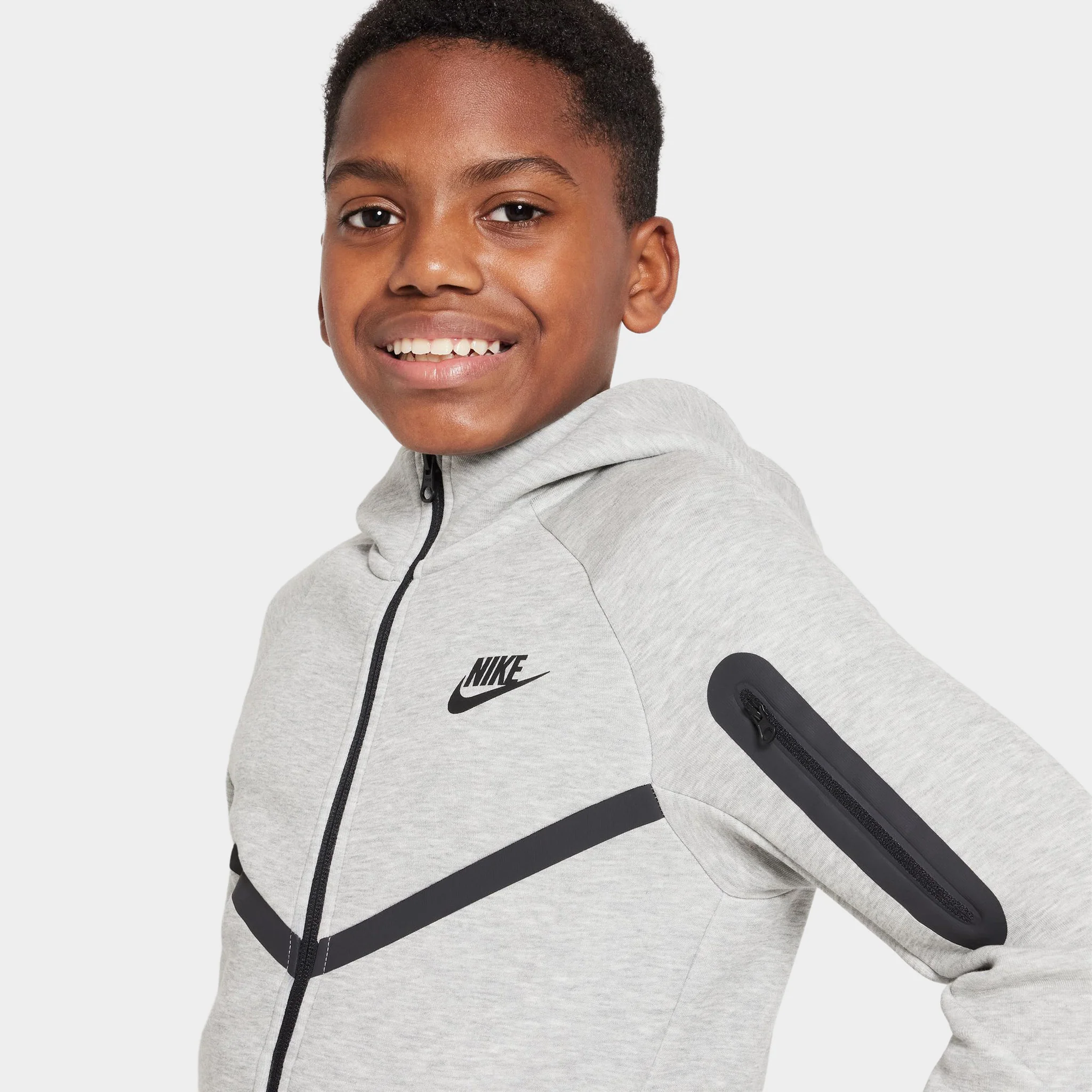 Nike Sportswear Junior Boys' Tech Fleece Hoodie / Dark Heather Grey - Image 3