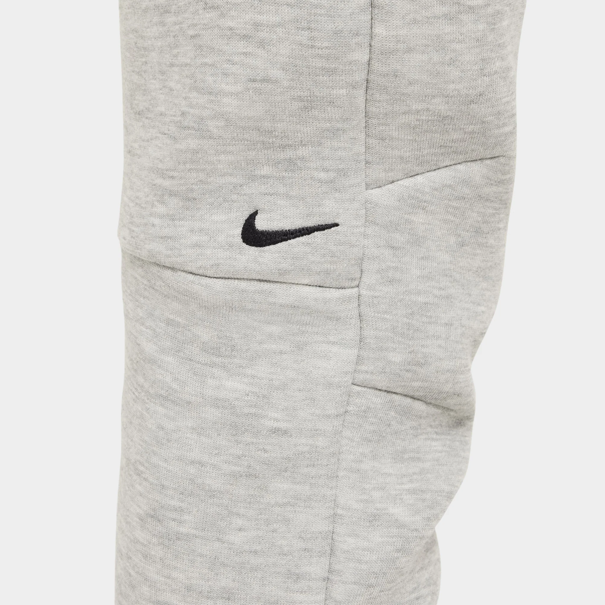 Nike Sportswear Junior Boys' Tech Fleece Jogger / Dark Heather Grey - Image 3