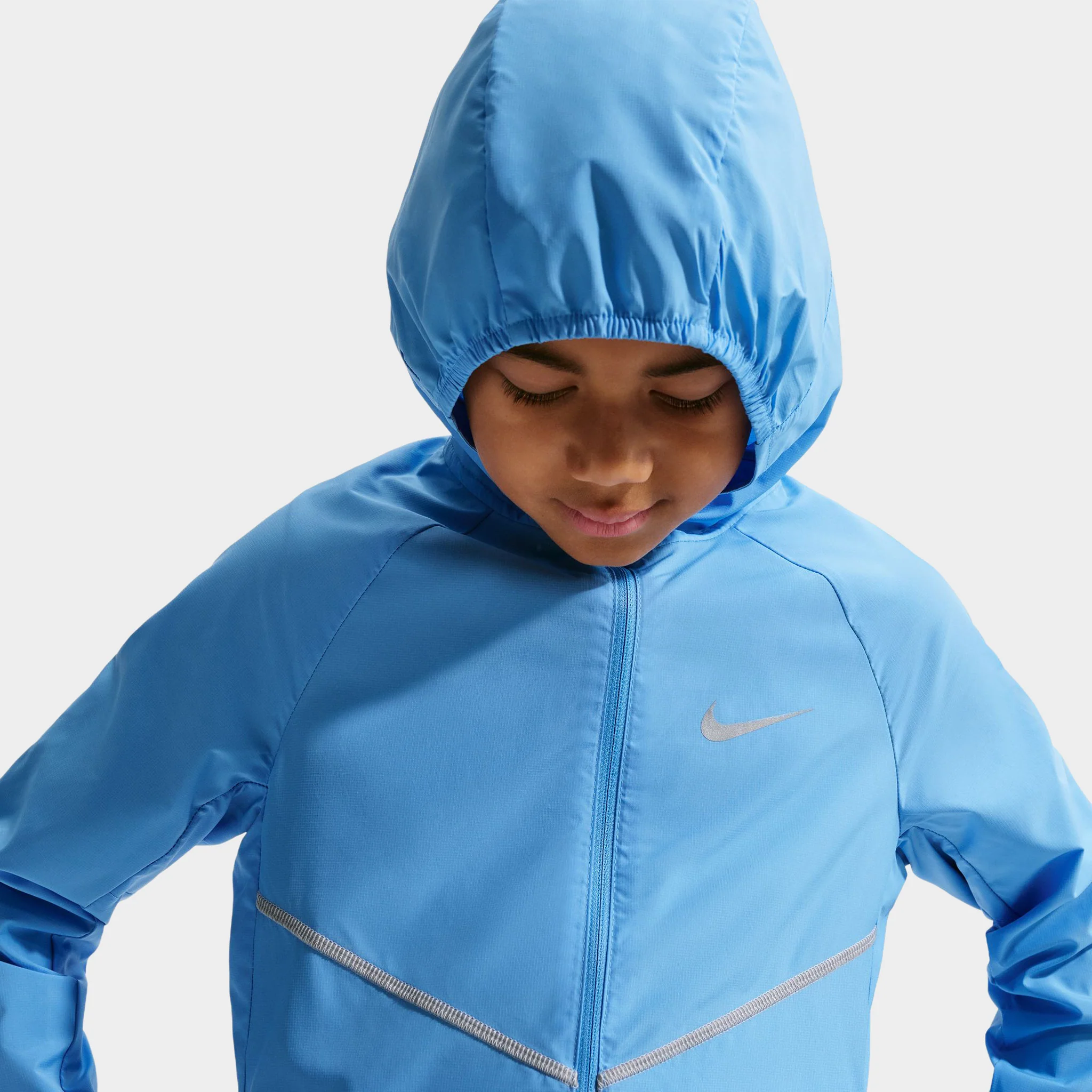 Nike Juniors' UV + Repelent Miler Jacket University Blue / Reflective Silver - Image 4