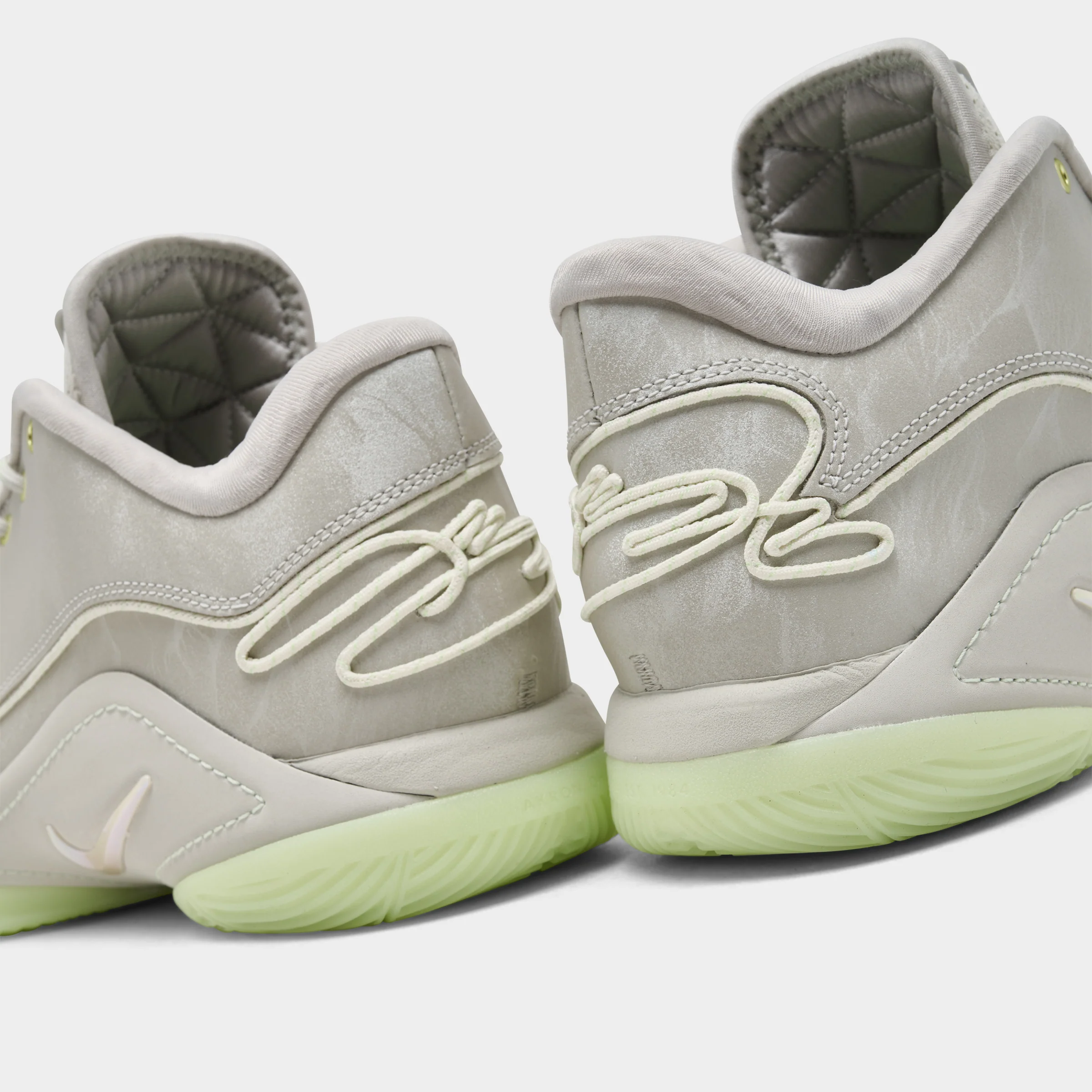 Nike Lebron XXII Light Bone / Soft Pearl - Vapor Green - Image 3