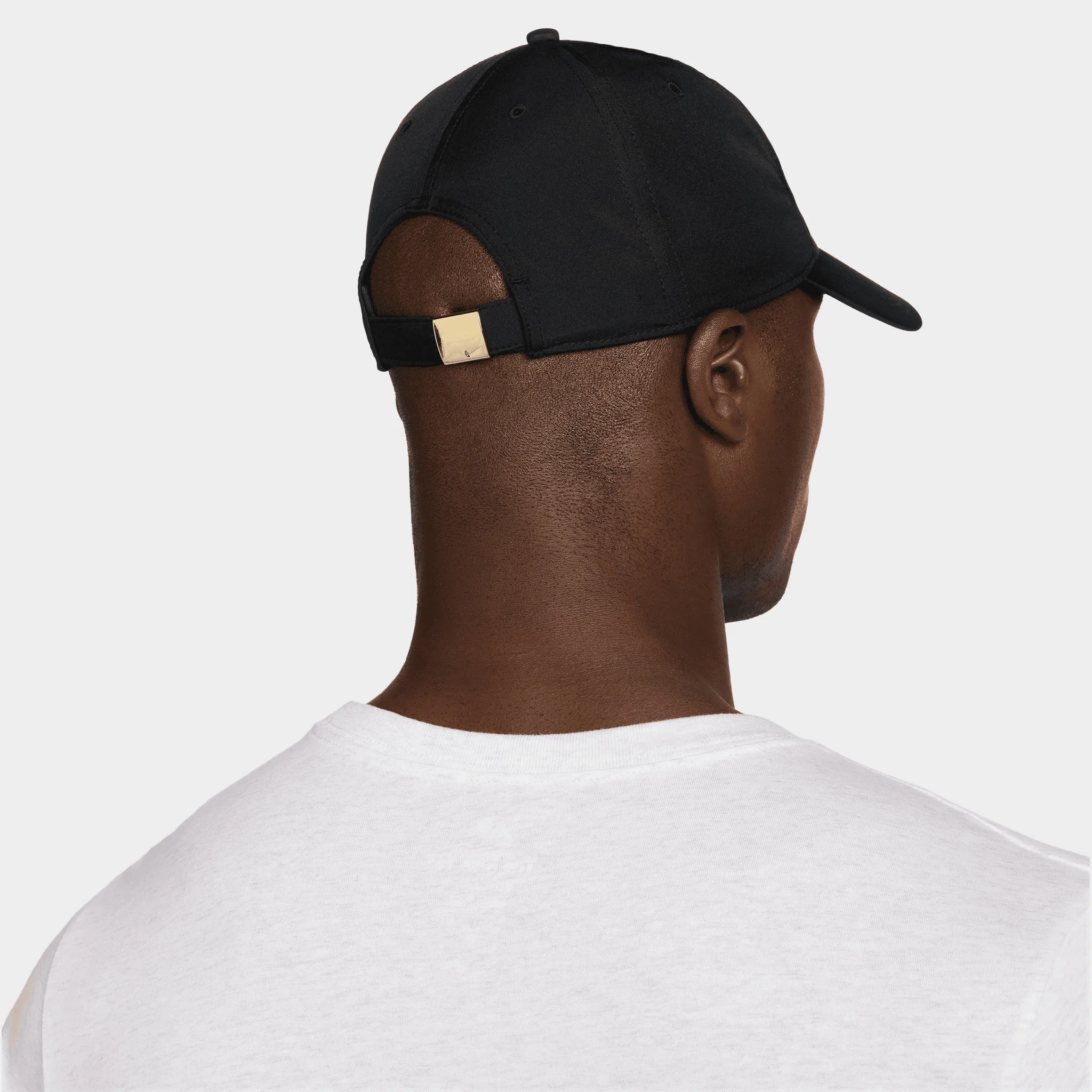 Nike Metal Swoosh Logo Cap Black / Metallic Gold - Image 2