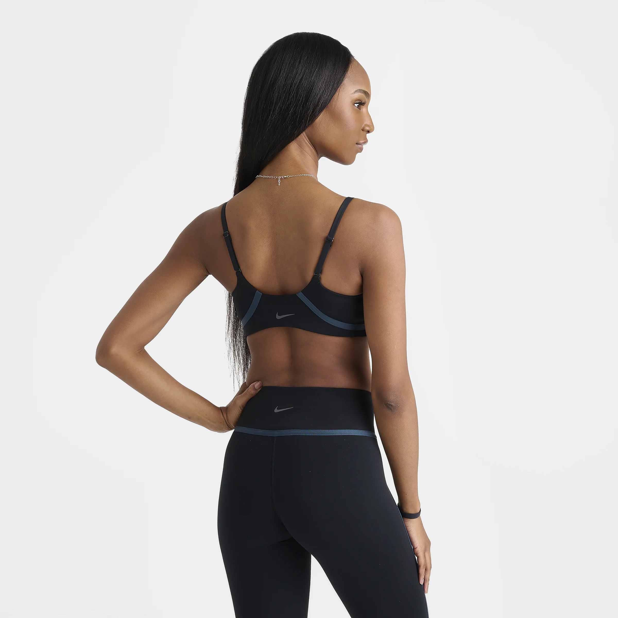 Nike One Women's Convertible Light-Support Sports Bra Black / Black - Armory Navy - Image 2