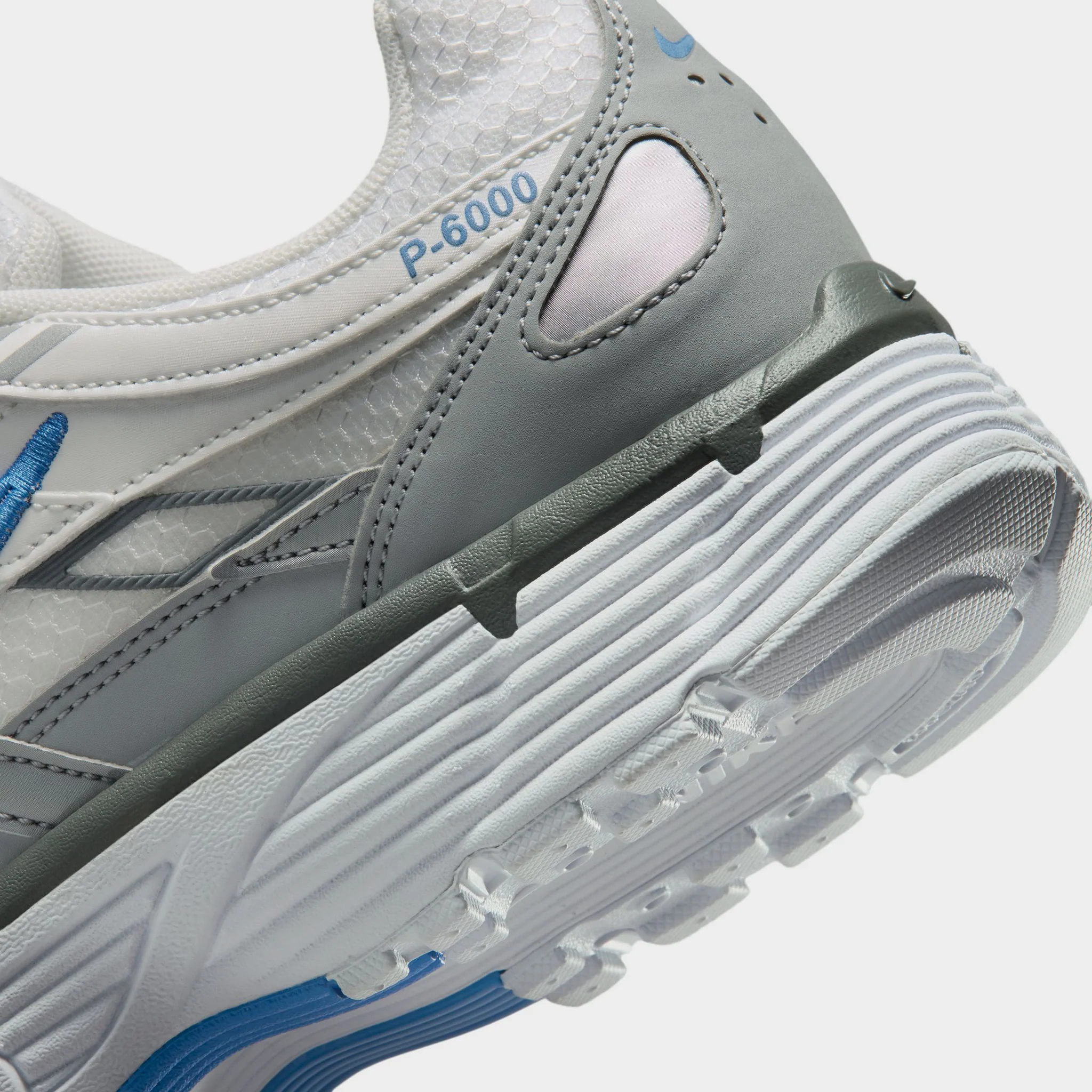 Nike P-6000 Summit White / Metallic Silver - Image 4