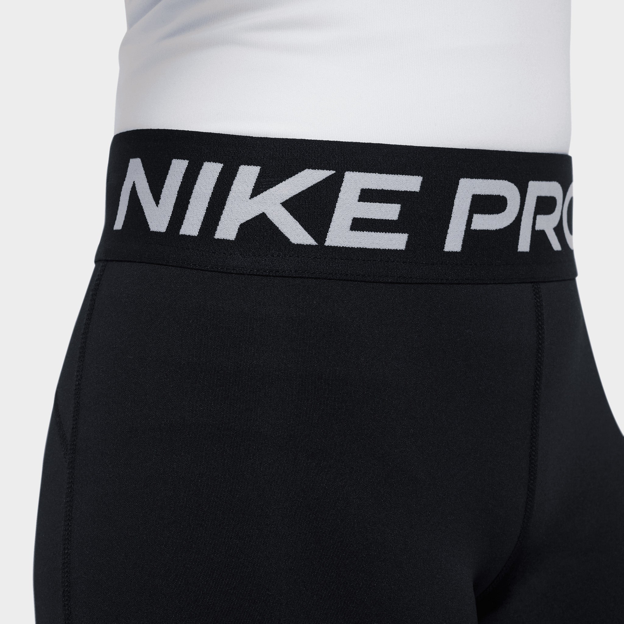 Nike Pro Junior Girls' 5" Dri-FIT Shorts / Black - Image 4