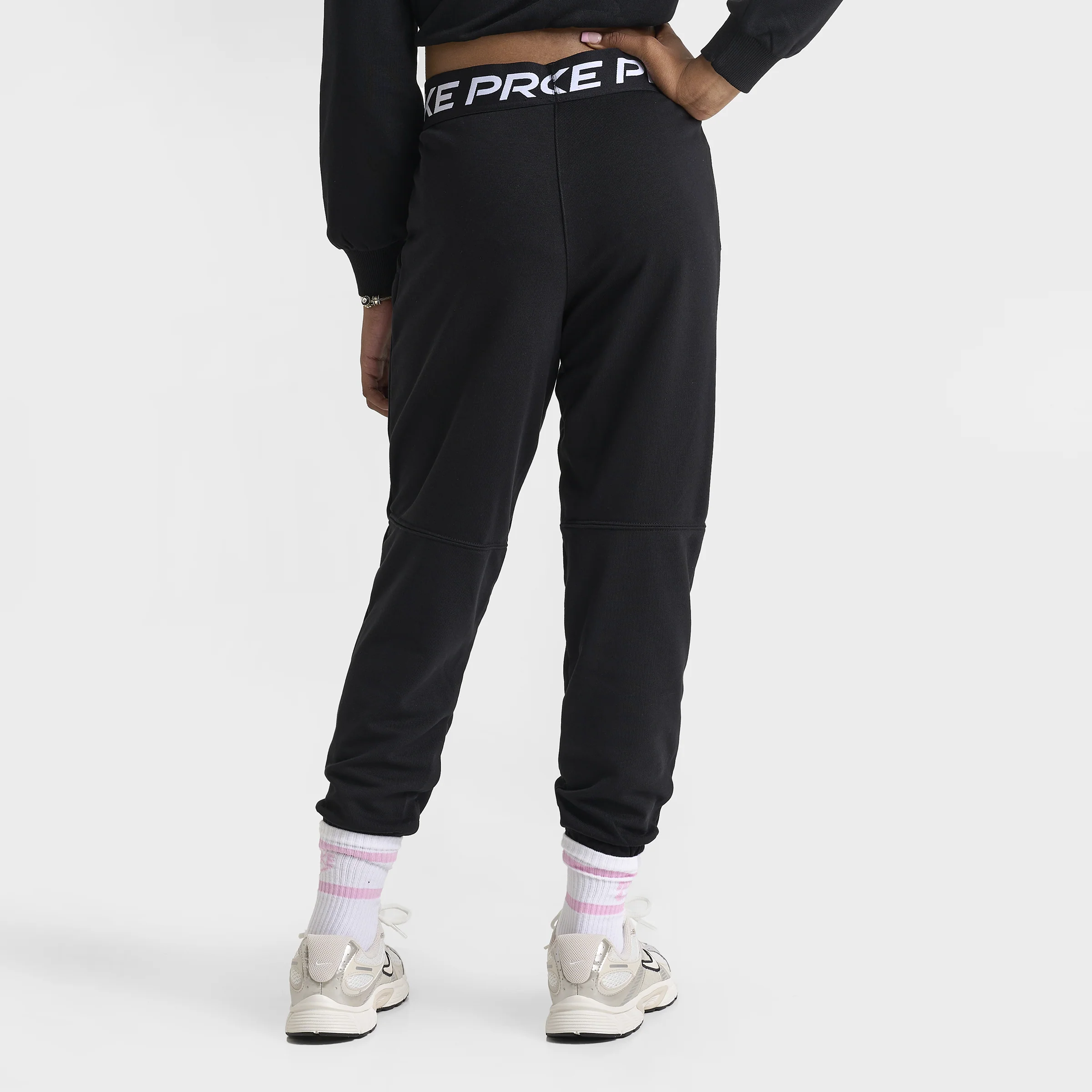 Nike Pro Junior Girls' Dri-FIT Fleece Joggers Black / Black - Image 2