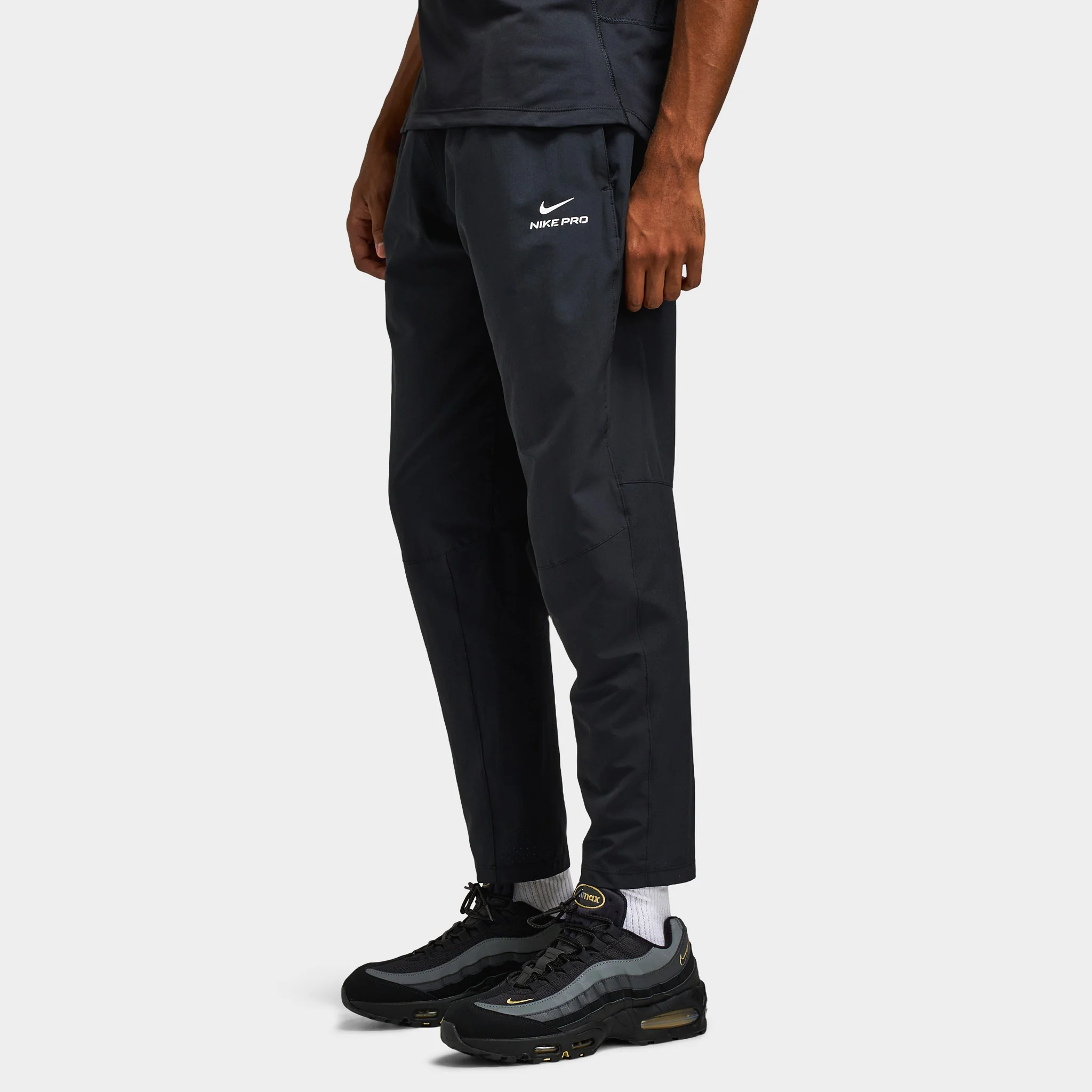 Nike Pro Training Men's Dri-FIT Trousers / Black - Image 3