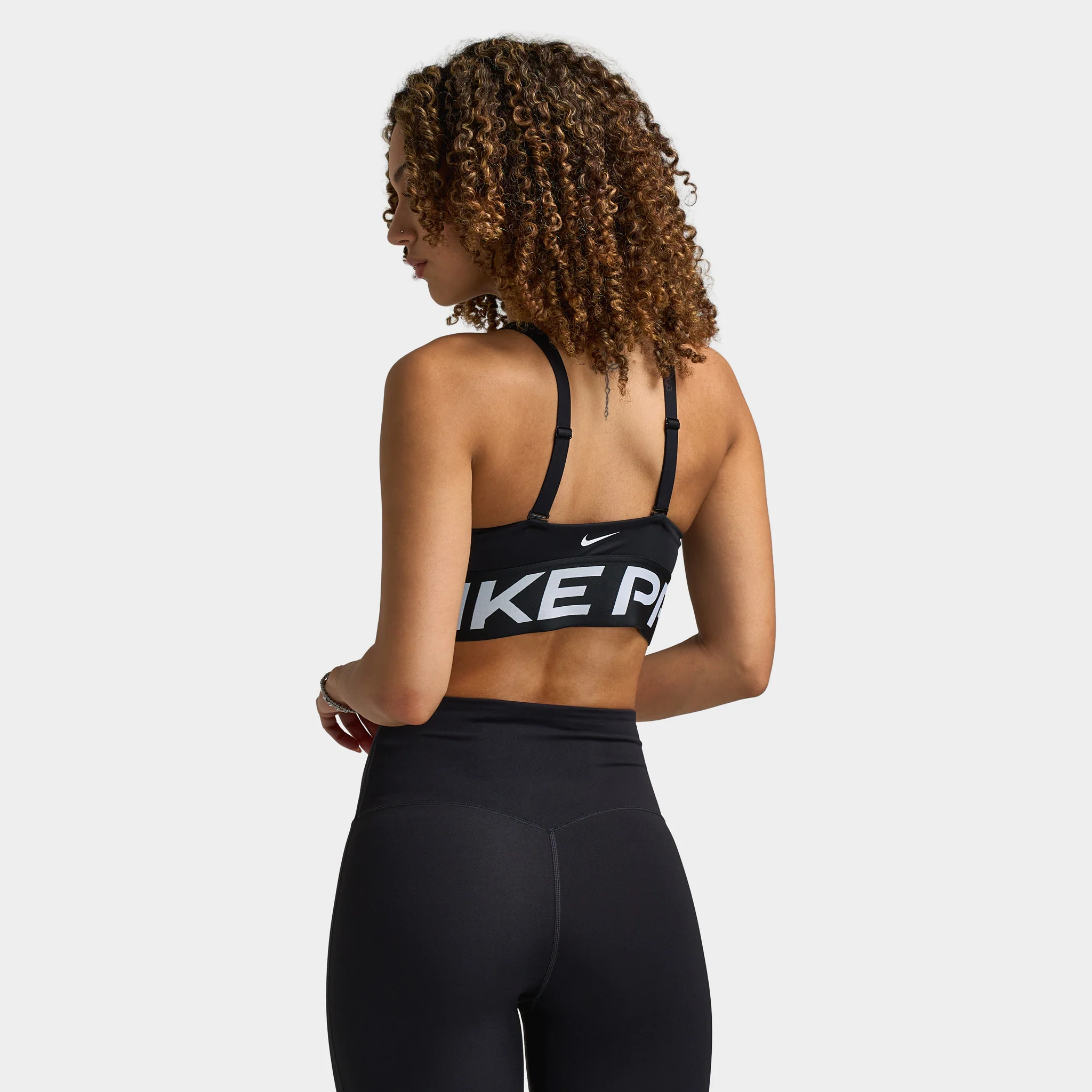 Nike Pro Women's Indy Plunge Bra Bold / Black - Image 2