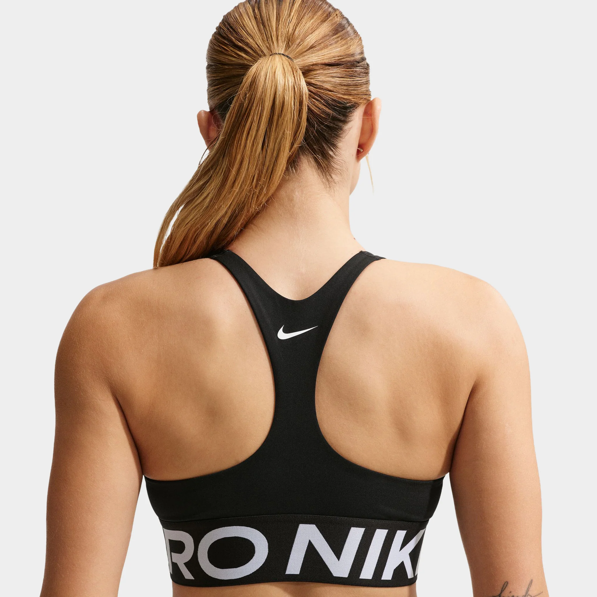 Nike Pro Women's Sculpt Med Support Bra / Black - Image 2