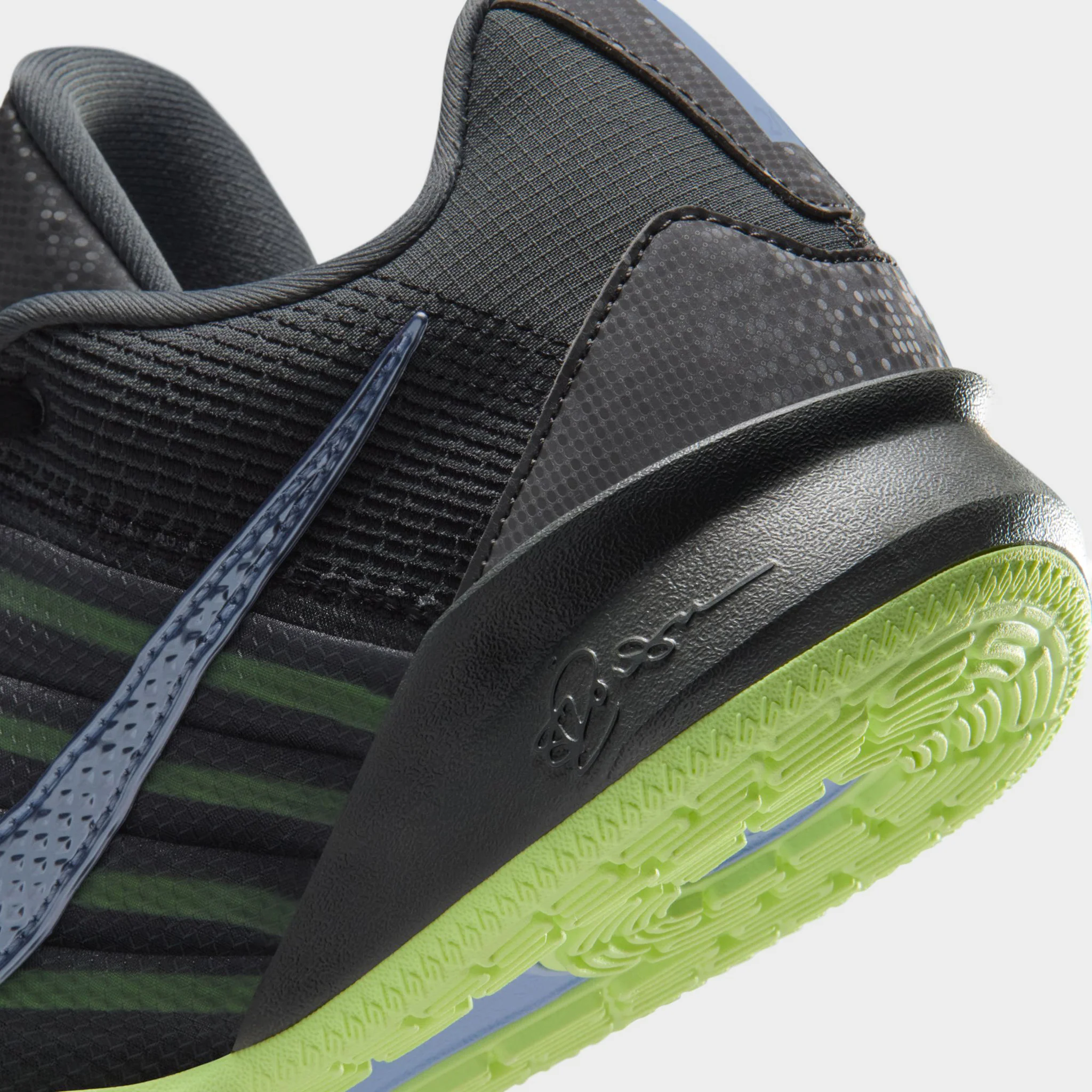 Nike Sabrina 3 Iron Grey / Aluminum - Image 4