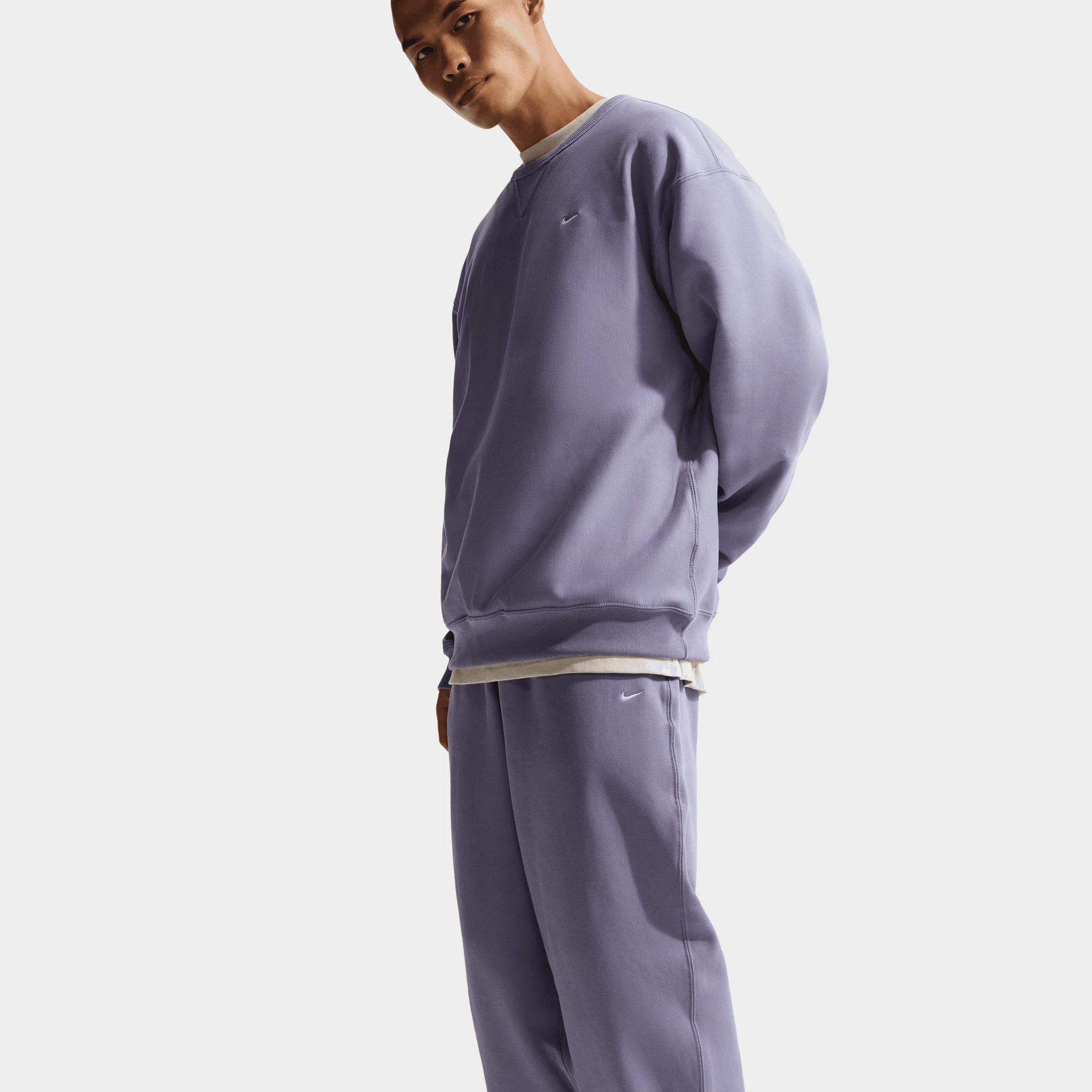 Nike Solo Swoosh Cuffed Fleece Pants / Iron Purple - Image 3