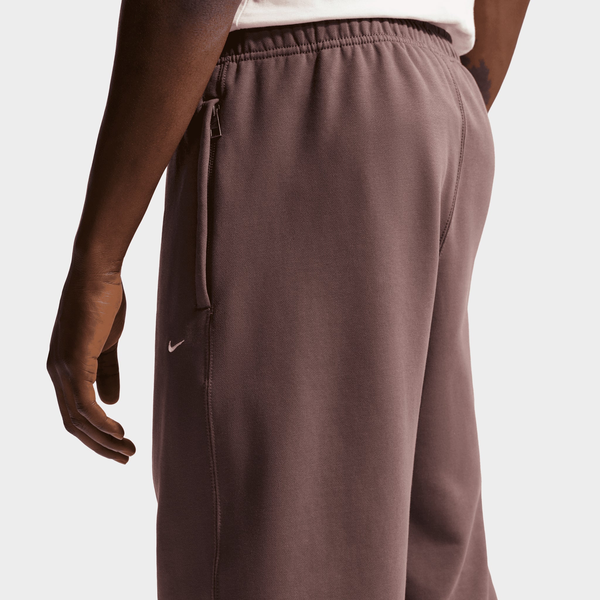 Nike Solo Swoosh Cuffed Fleece Pants / Purple - Image 2
