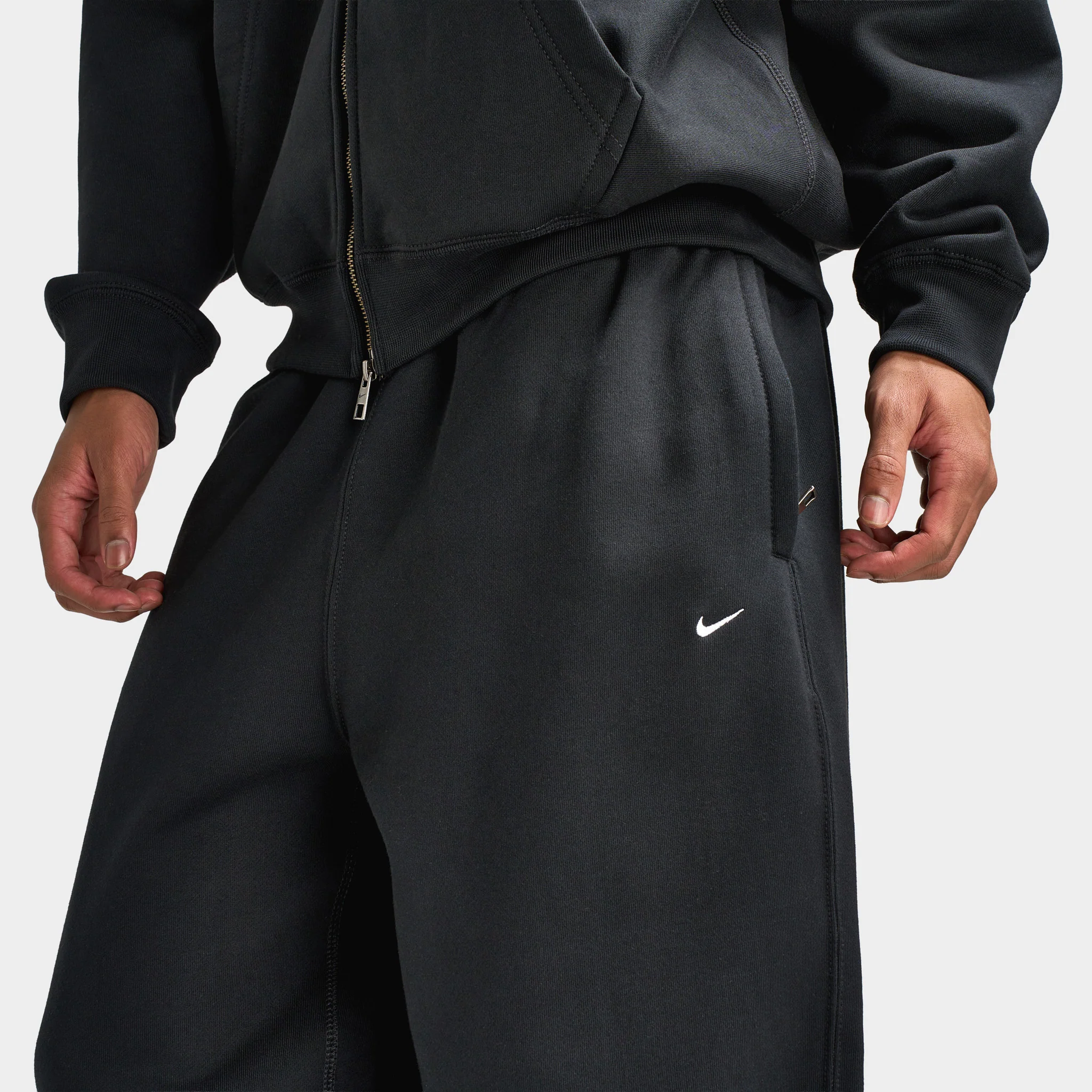 Nike Solo Swoosh Fleece Pants Black / White - Image 3