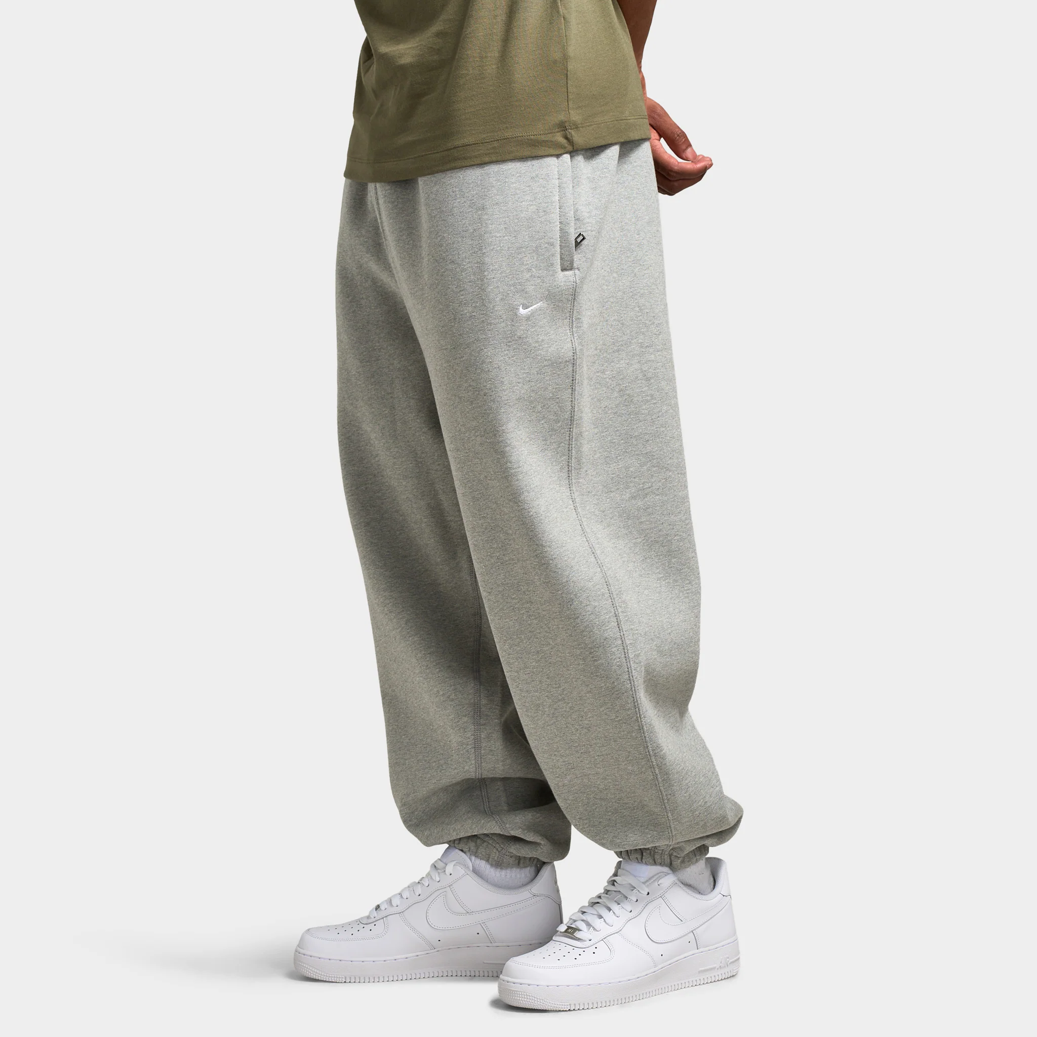 Nike Solo Swoosh Fleece Pants Dark Heather Grey / White - Image 3