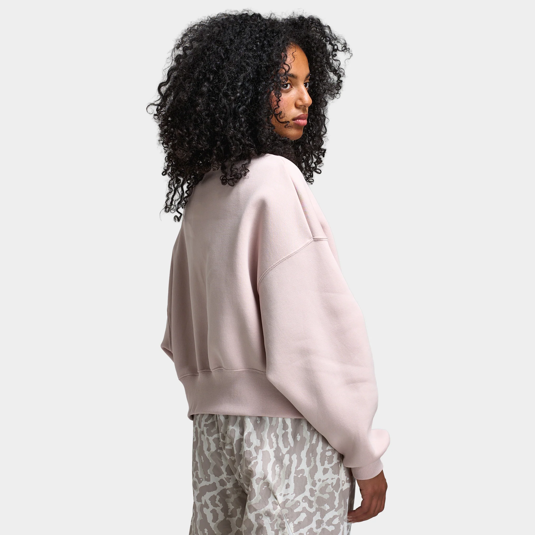 Nike Sporstwear Women's Phoenix Fleece Oversized Crew / S;it Red - Image 2