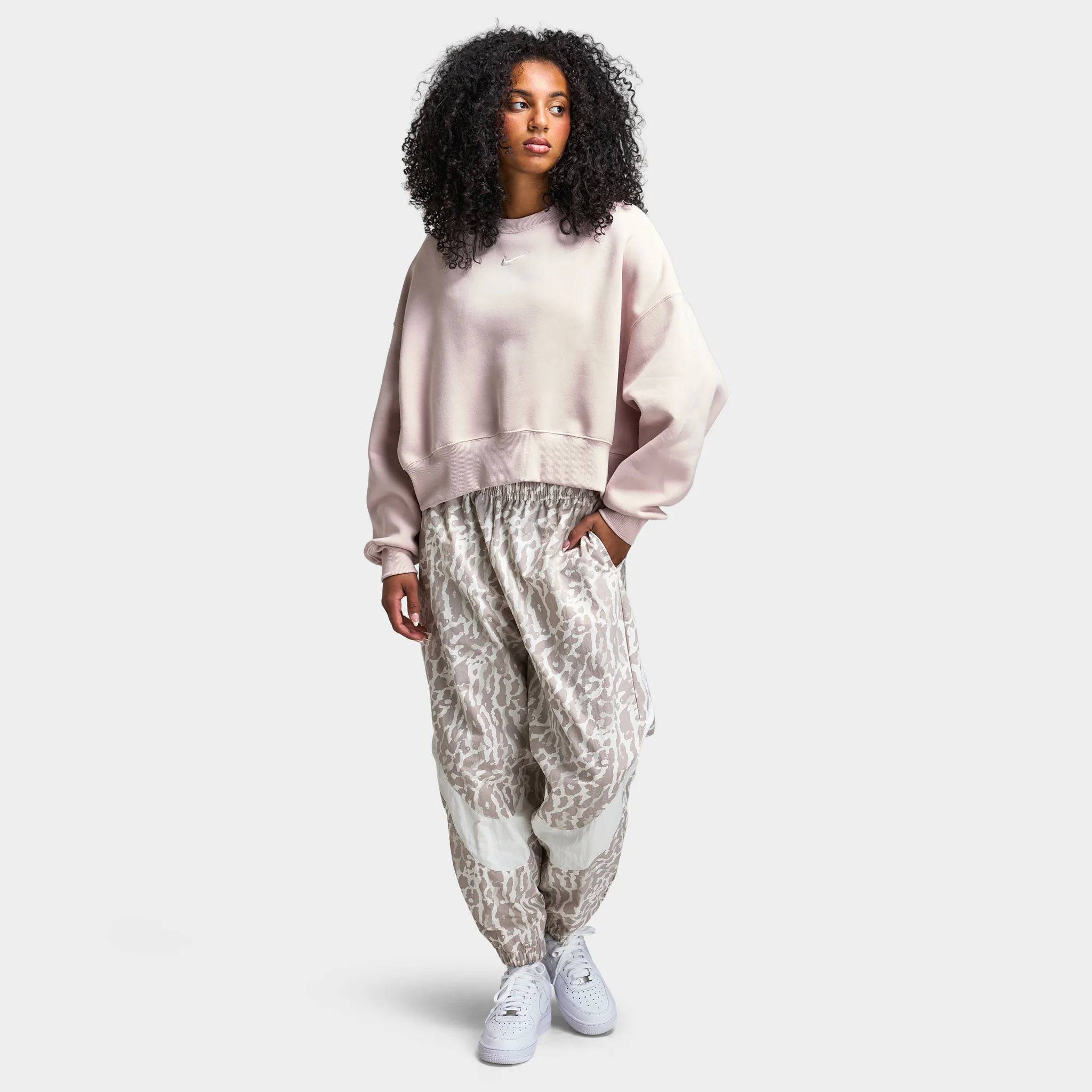 Nike Sporstwear Women's Phoenix Fleece Oversized Crew / S;it Red - Image 6