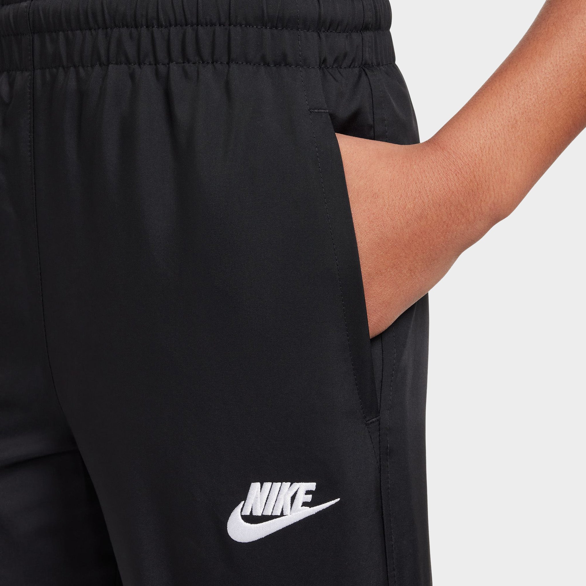 Nike Sportswear Club Juniors' Woven Joggers Black / White - Image 4