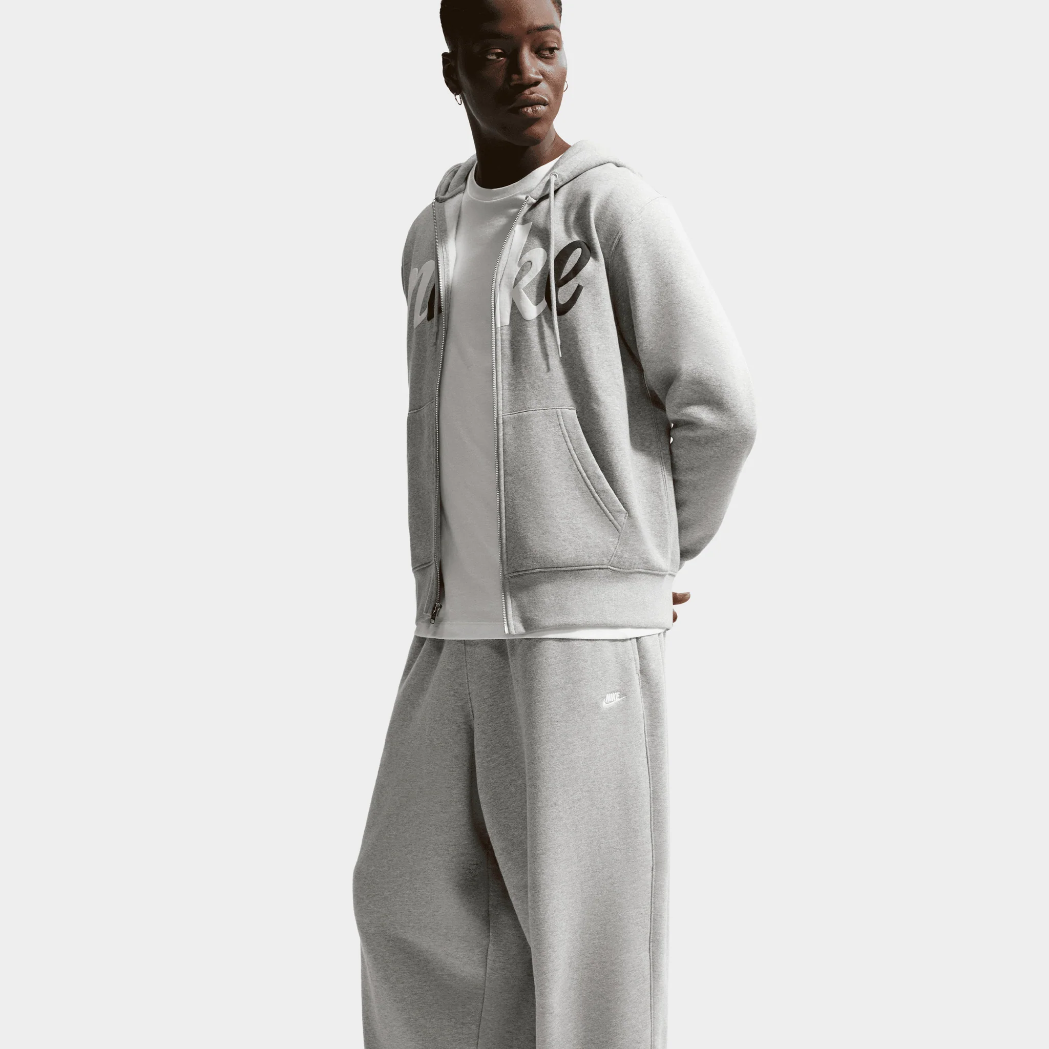 Nike Sportswear Club Oversized French Terry Pants / Grey Heather - Image 3