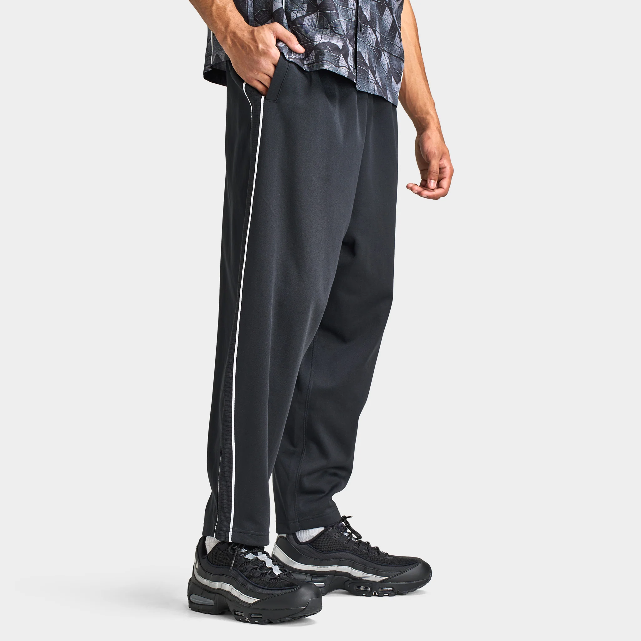 Nike Sportswear Club Oversized Knit Tracksuit Bottoms / Black - Image 3