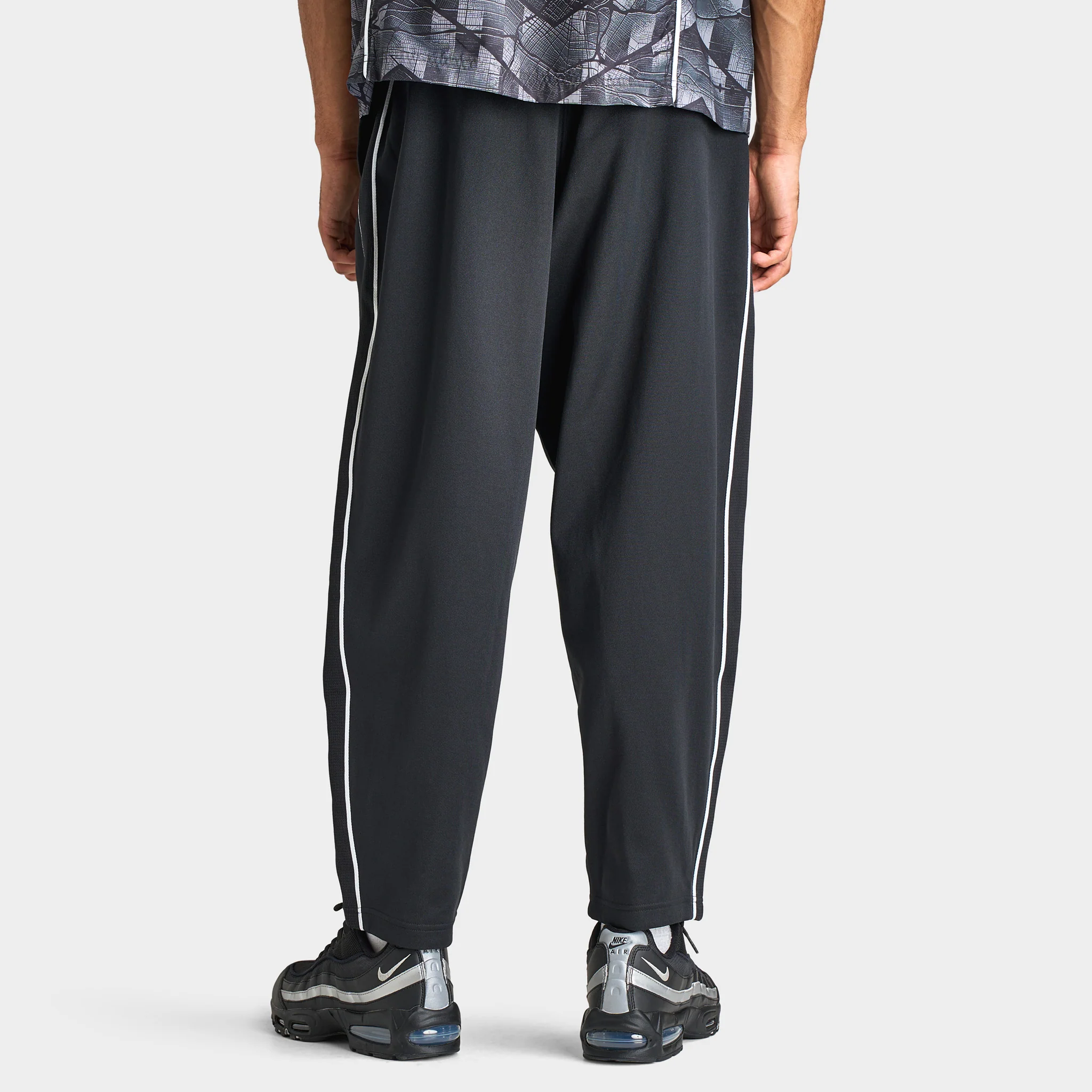 Nike Sportswear Club Oversized Knit Tracksuit Bottoms / Black - Image 4