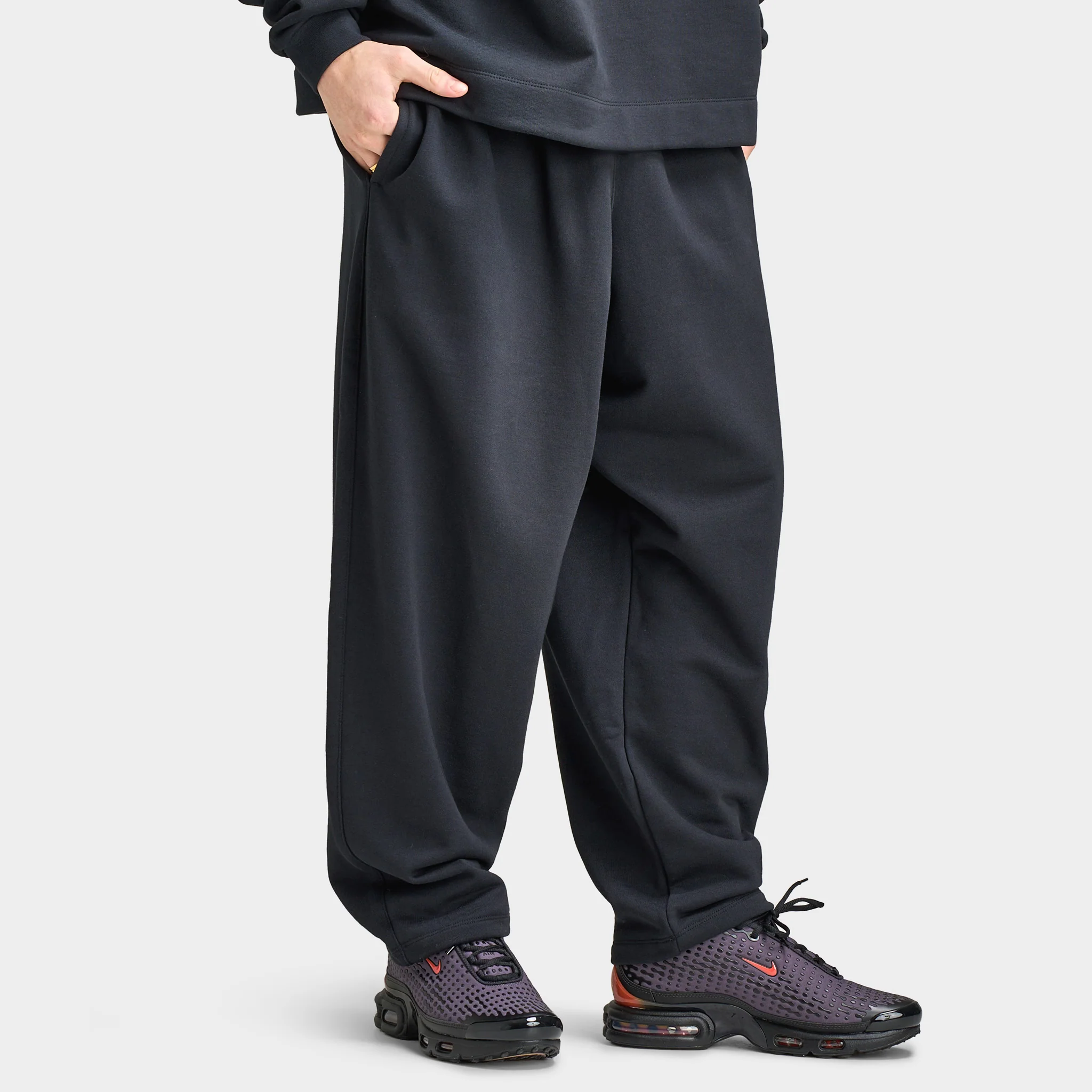 Nike Sportswear Club Oversized French-Terry Trousers / Black - Image 5