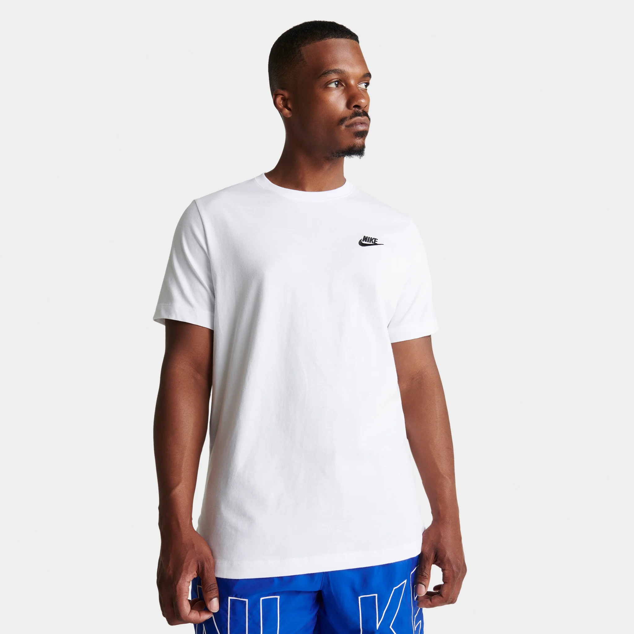 Nike Sportswear Club T-shirt White / Black - Image 3