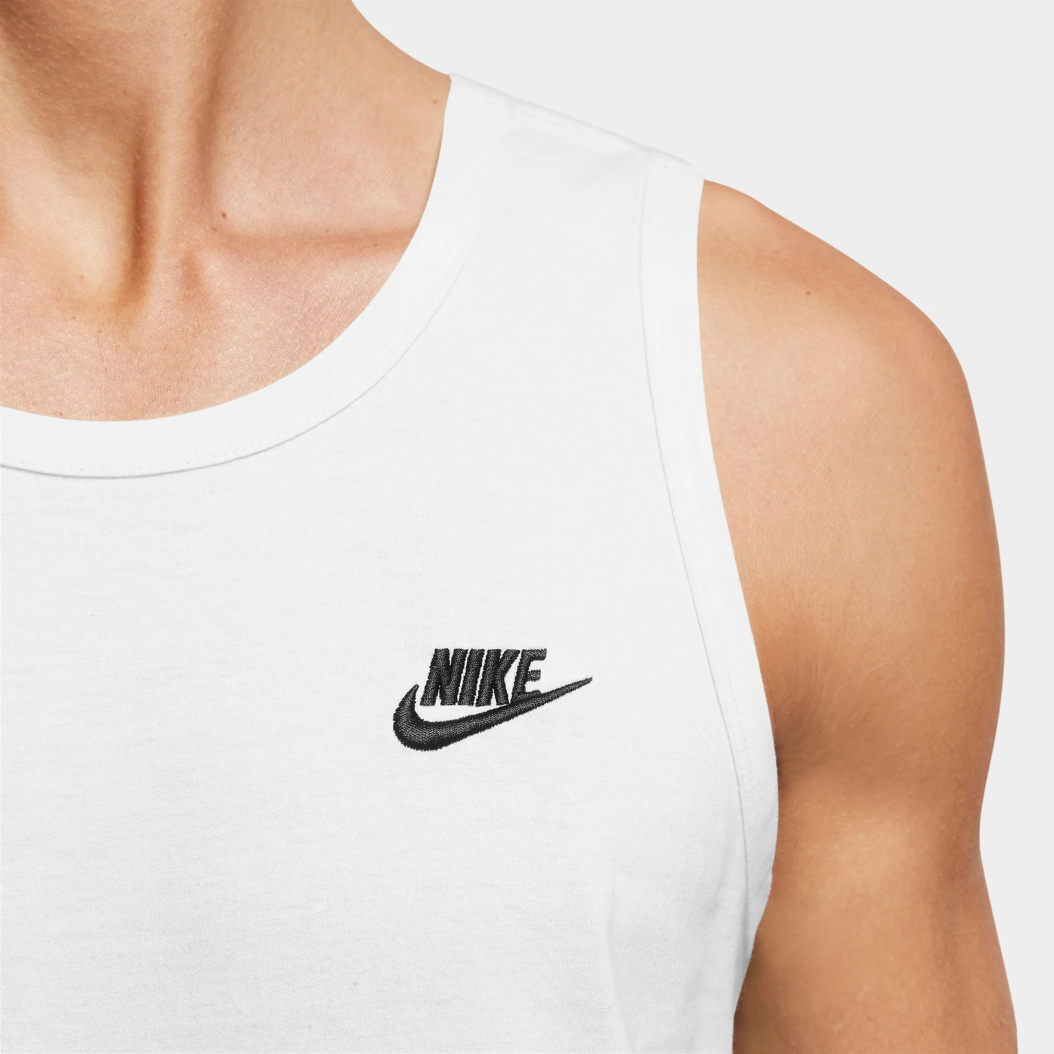 Nike Sportswear Club Tank White / Black - Image 3