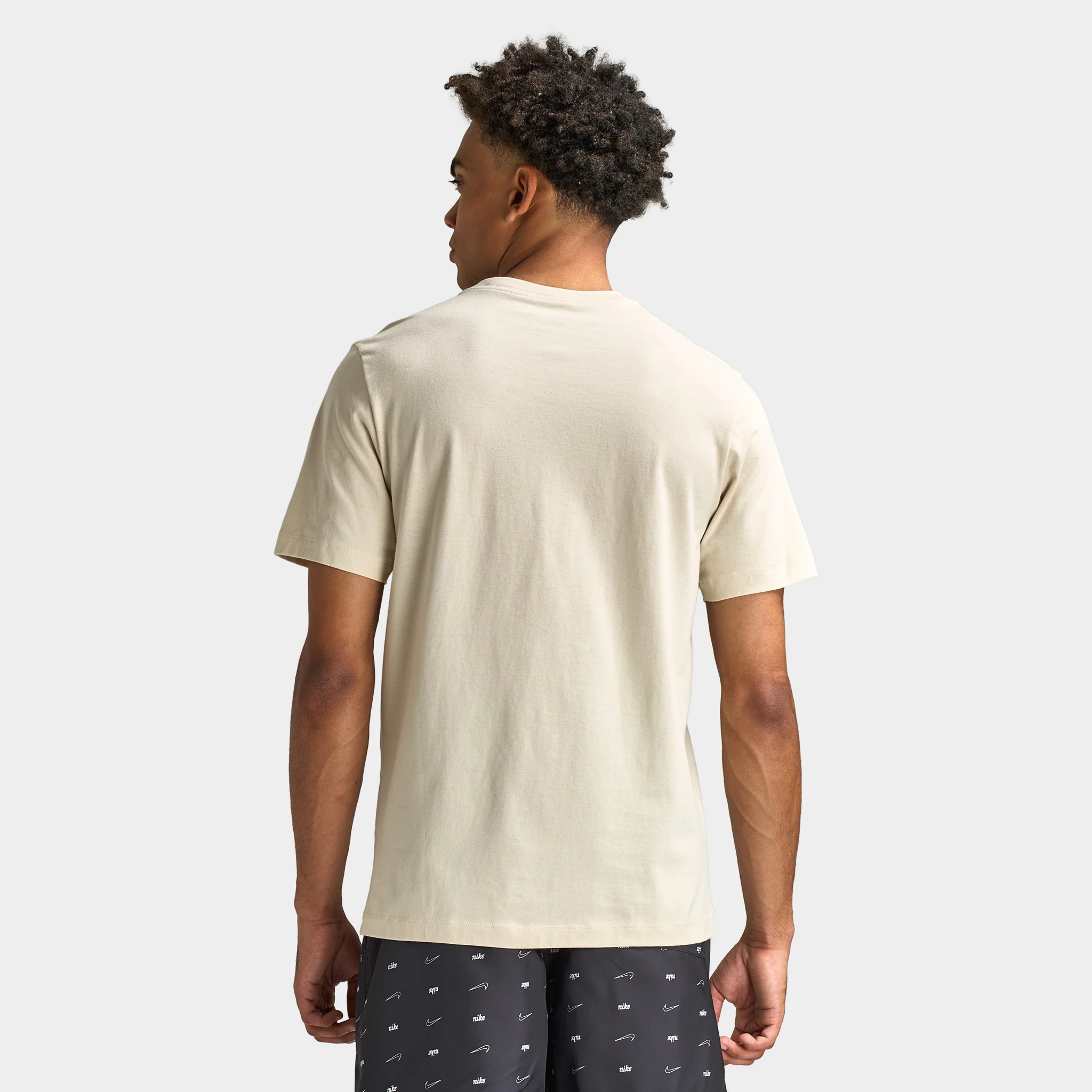 Nike Sportswear Club T-Shirt / Brown - Image 2