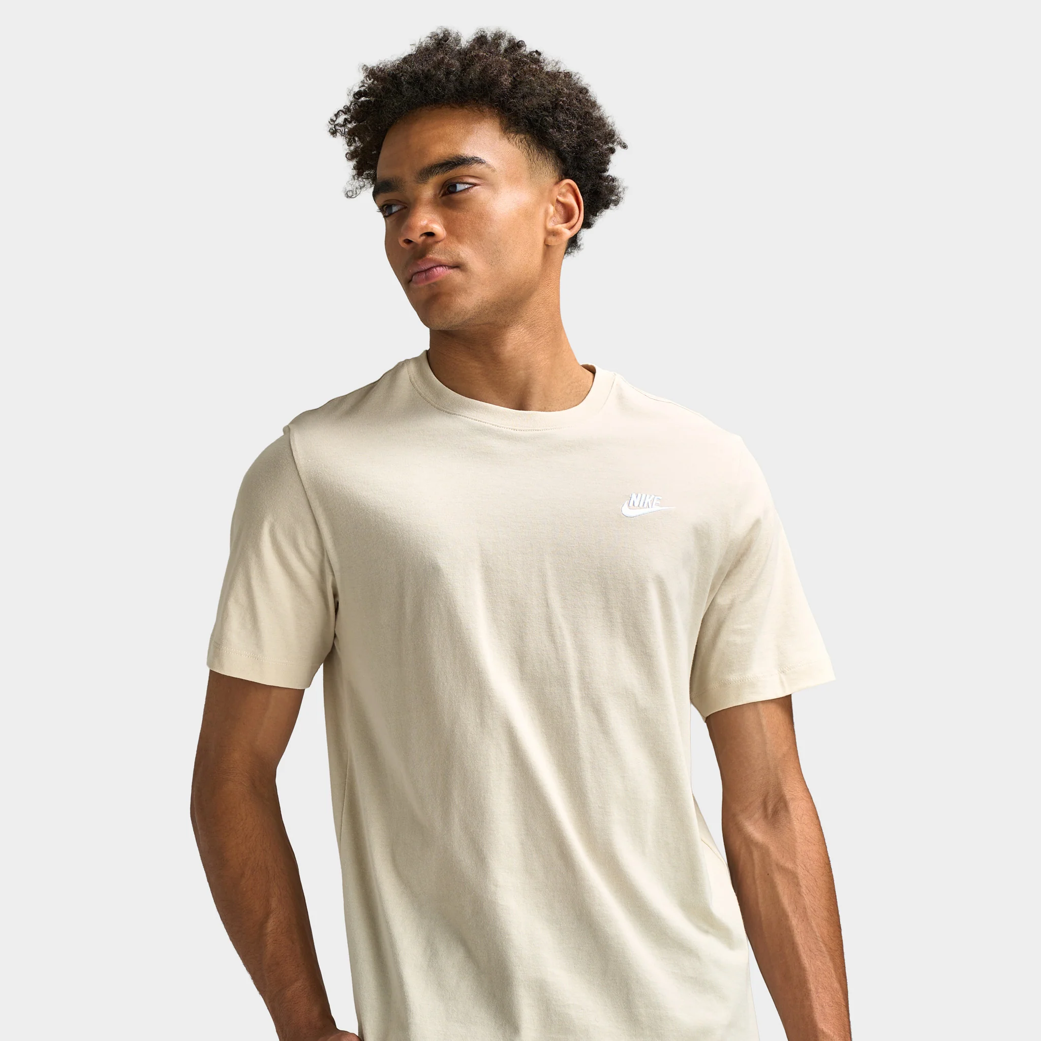 Nike Sportswear Club T-Shirt / Brown - Image 4