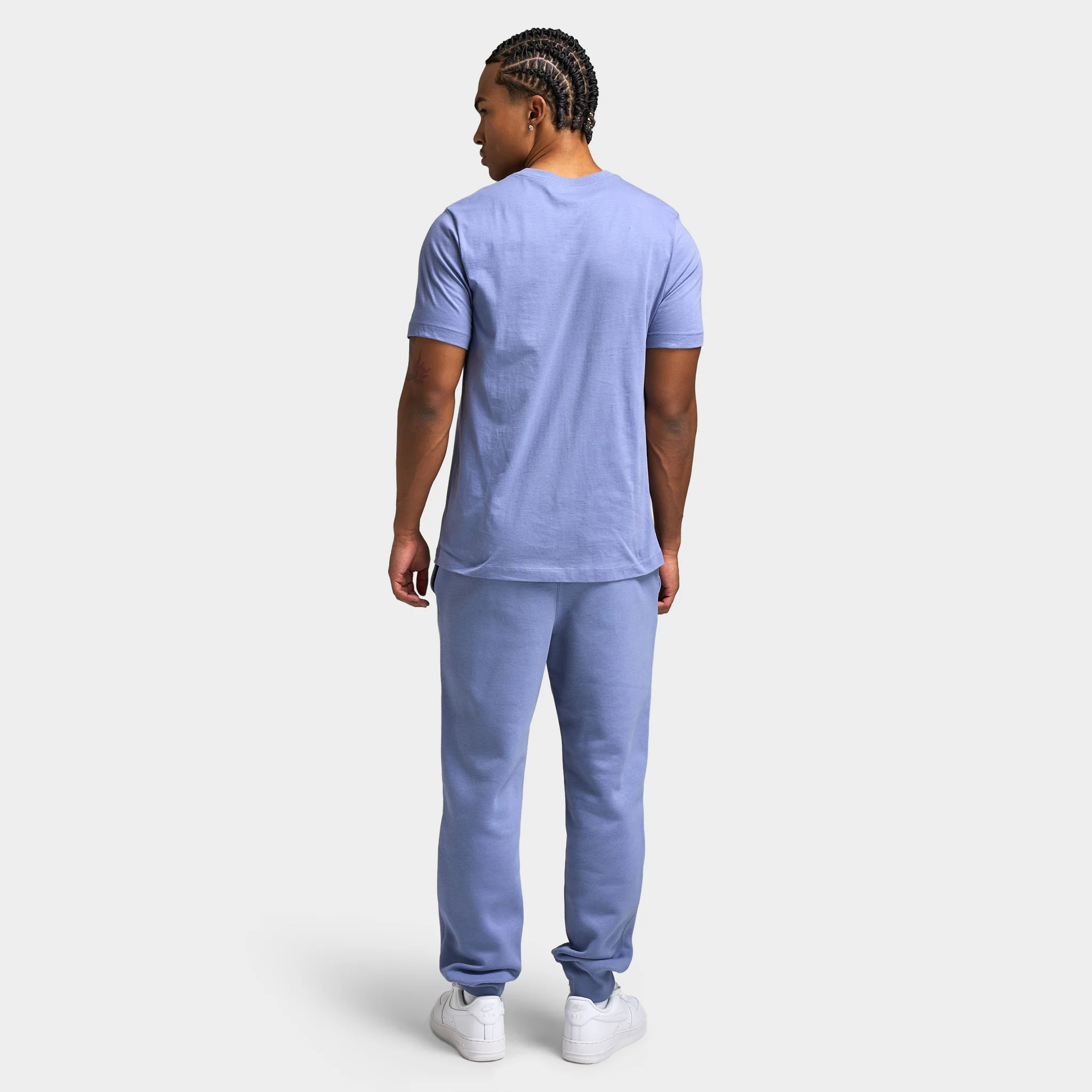 Nike Sportswear Club Tee /  World Indigo - Image 2