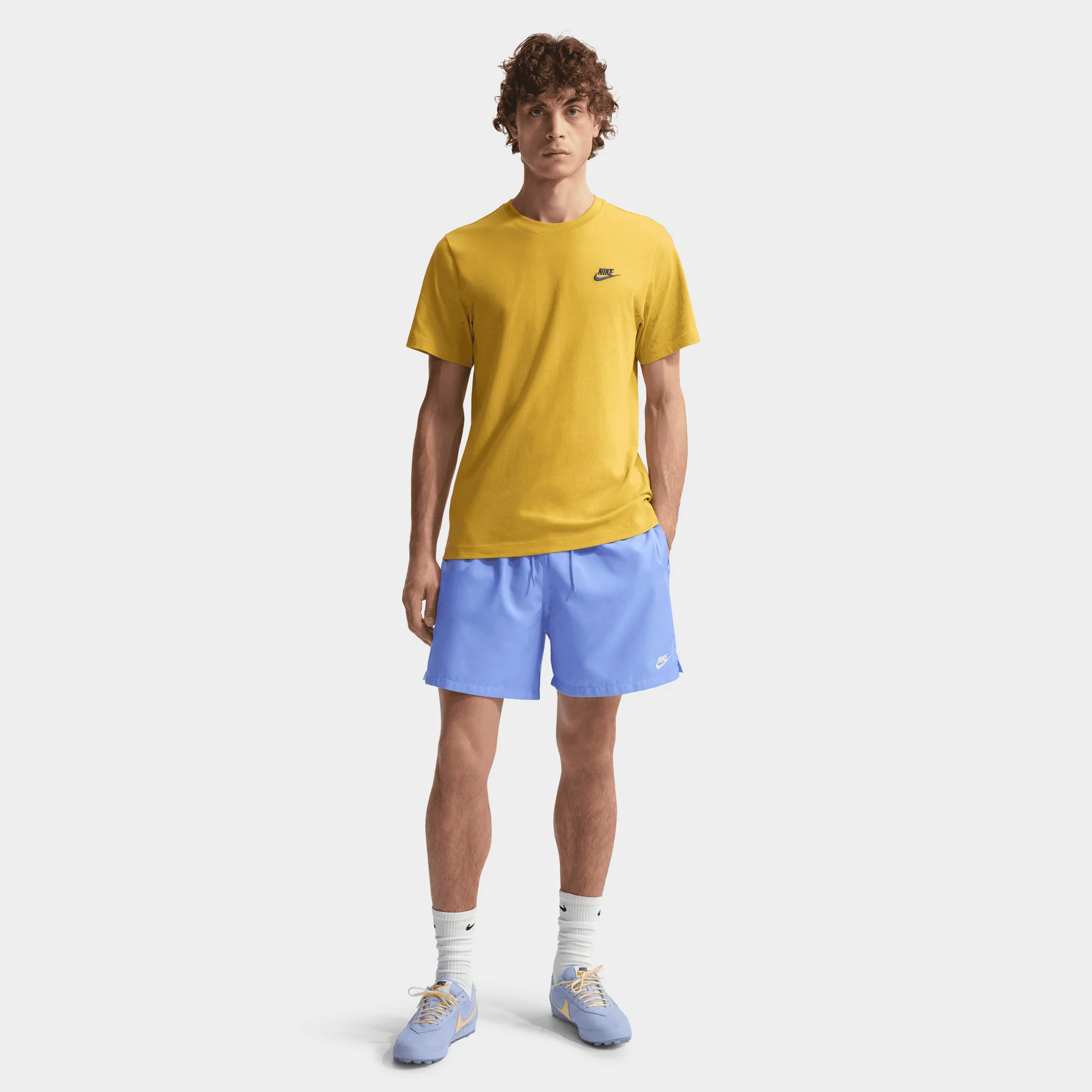 Nike Sportswear Club T-Shirt / Yellow - Image 5