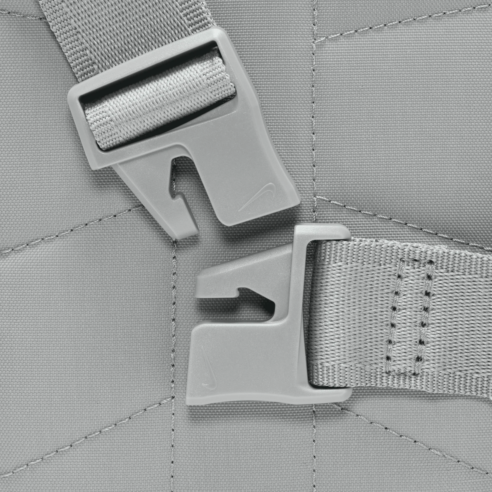 Nike Sportswear Commute Crossbody Bag / Lt Smoke Grey - Image 4