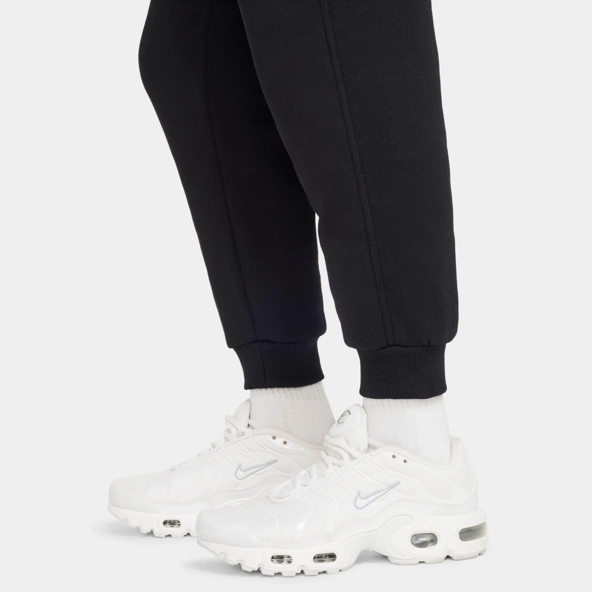 Nike Sportswear Junior Boys' Club Fleece Cargo Joggers Black / White - Image 4