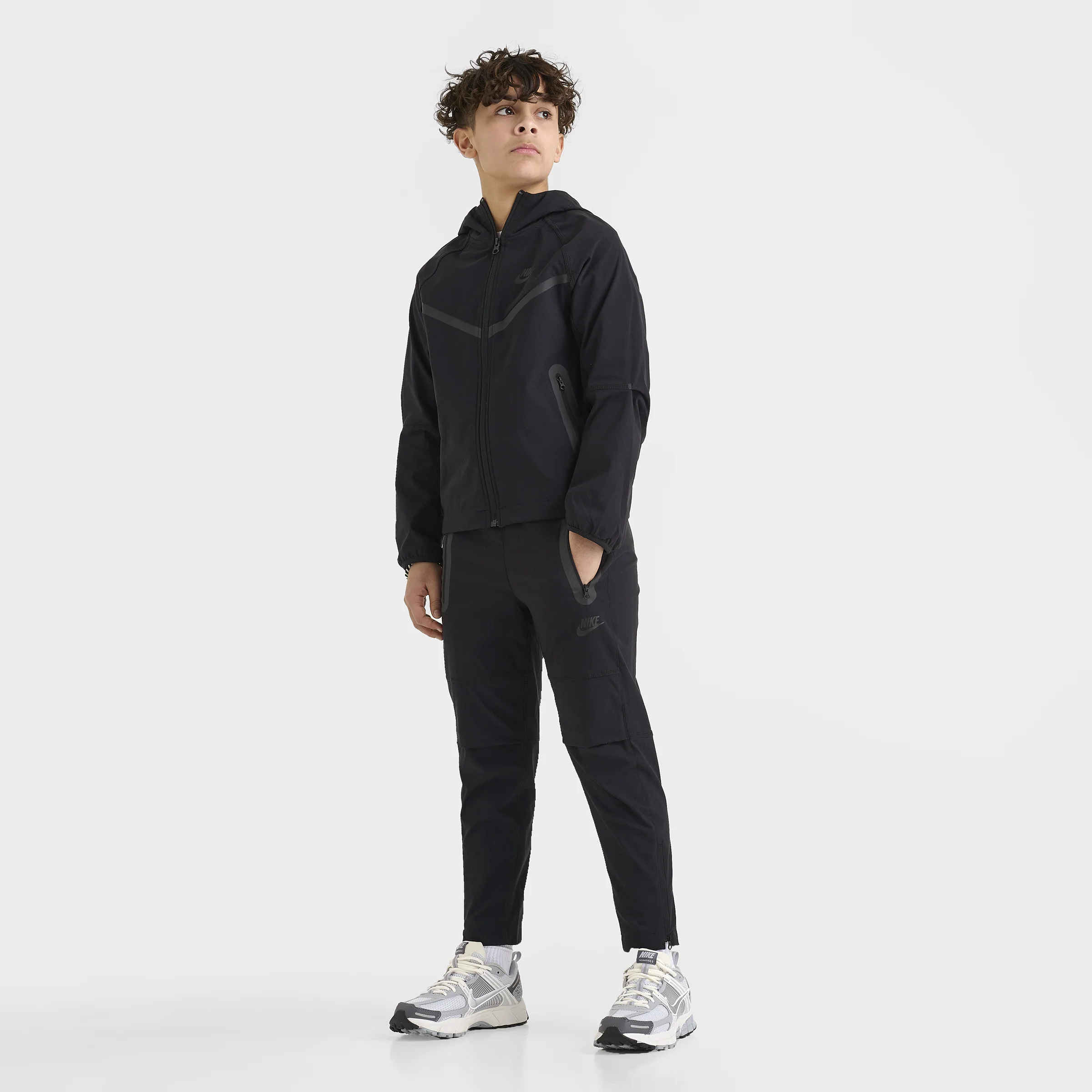 Nike Sportswear Junior Boys' Tech Woven Joggers Black / Black - Black - Image 6