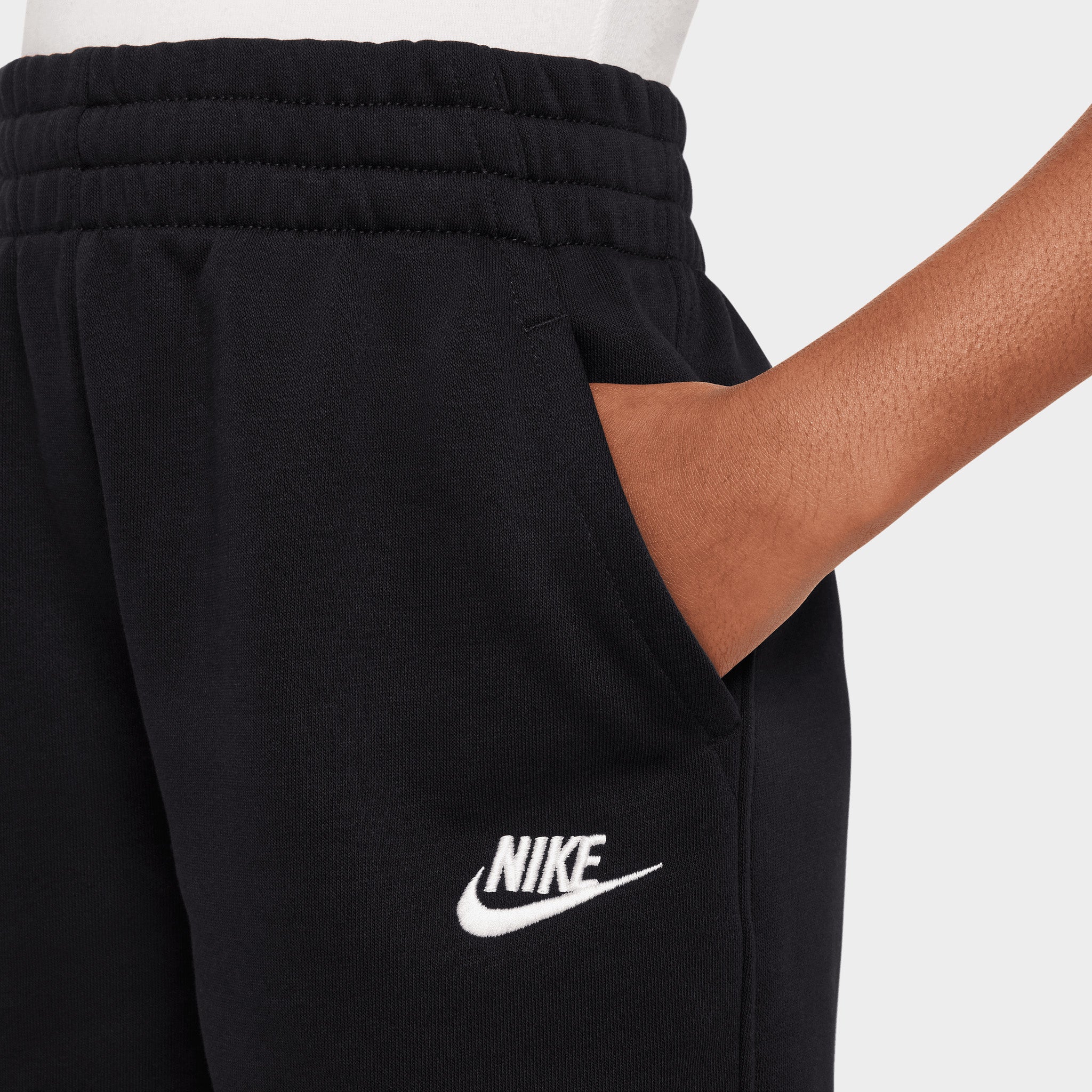 Nike Sportswear Juniors' Club Fleece French Terry Shorts Black / White - Image 3
