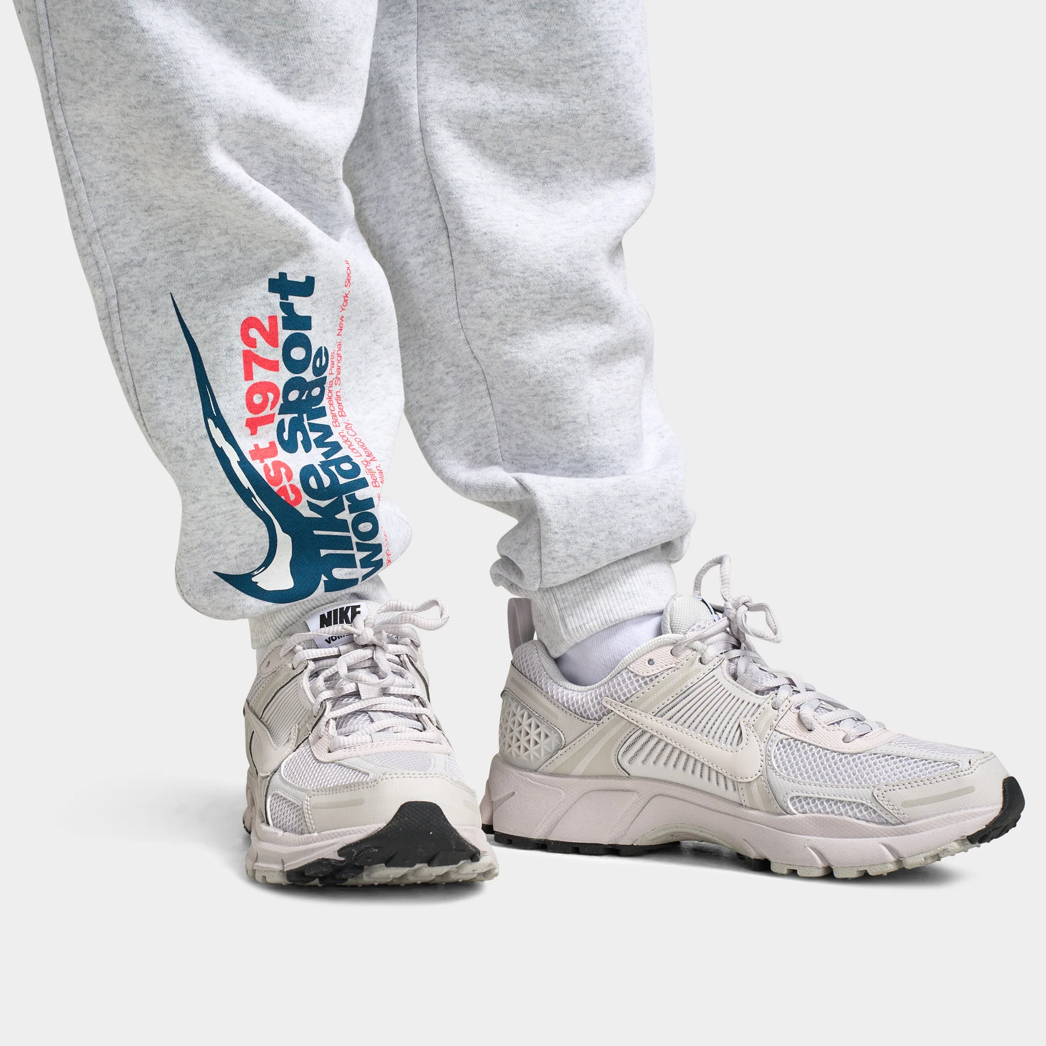 Nike Sportswear Juniors' Club Fleece Joggers Birch Heather / Bright Crimson - Image 5