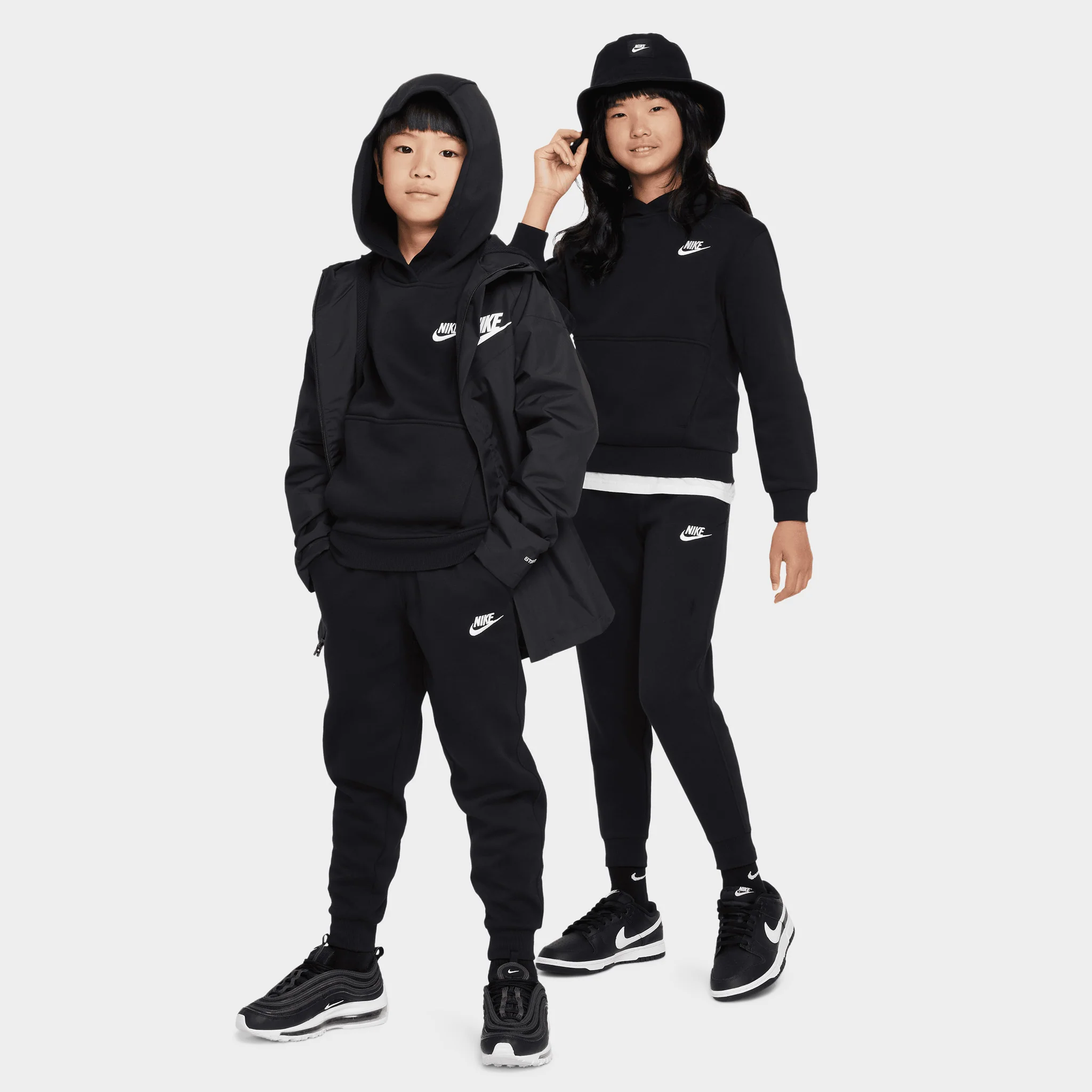 Nike Sportswear Juniors' Club Fleece Joggers Black / White - Image 5