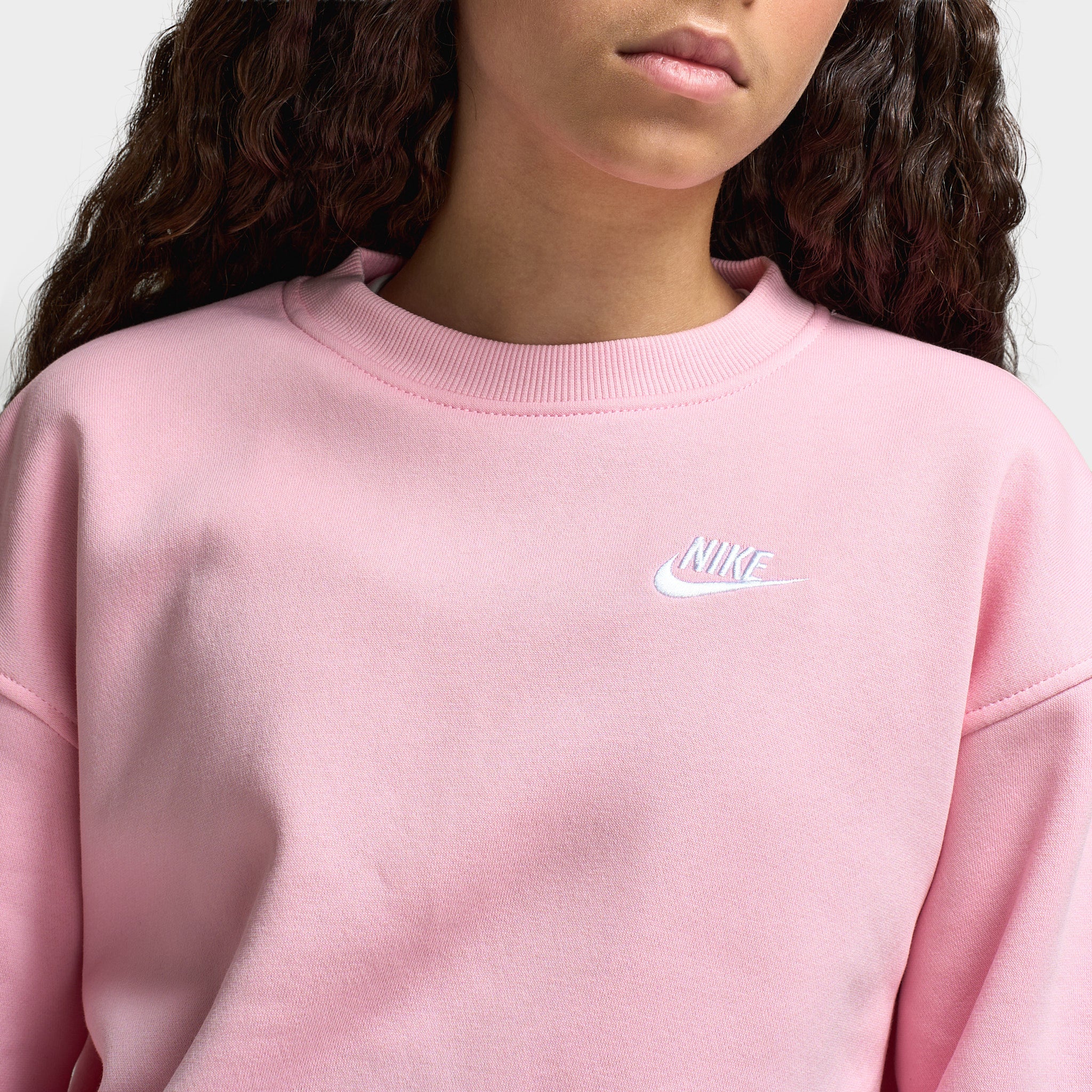 Nike Sportswear Juniors' Club Fleece Oversized Crew / Med Soft Pink - Image 3