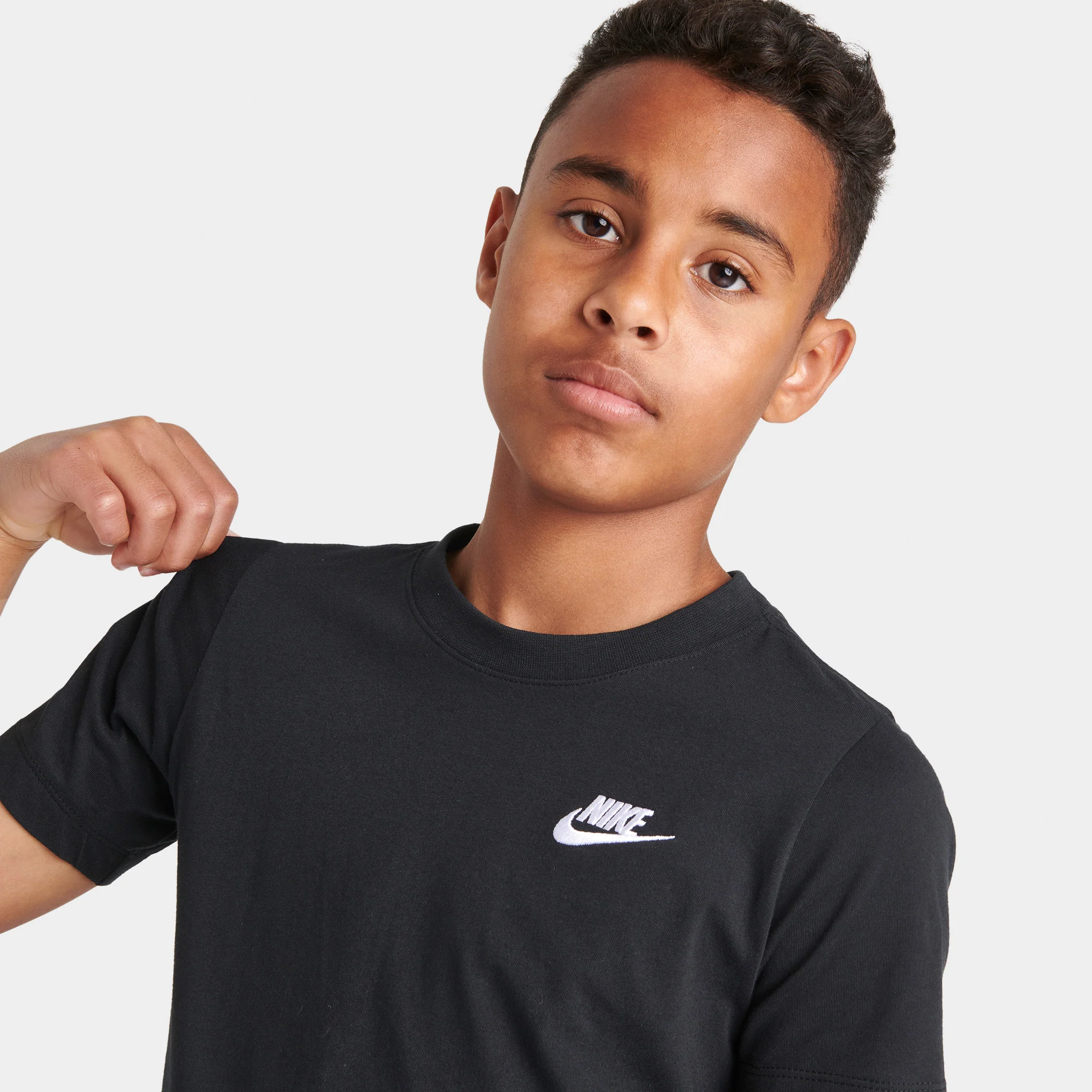 Nike Sportswear Juniors' Embroidered Futura T-Shirt / Black - Image 3
