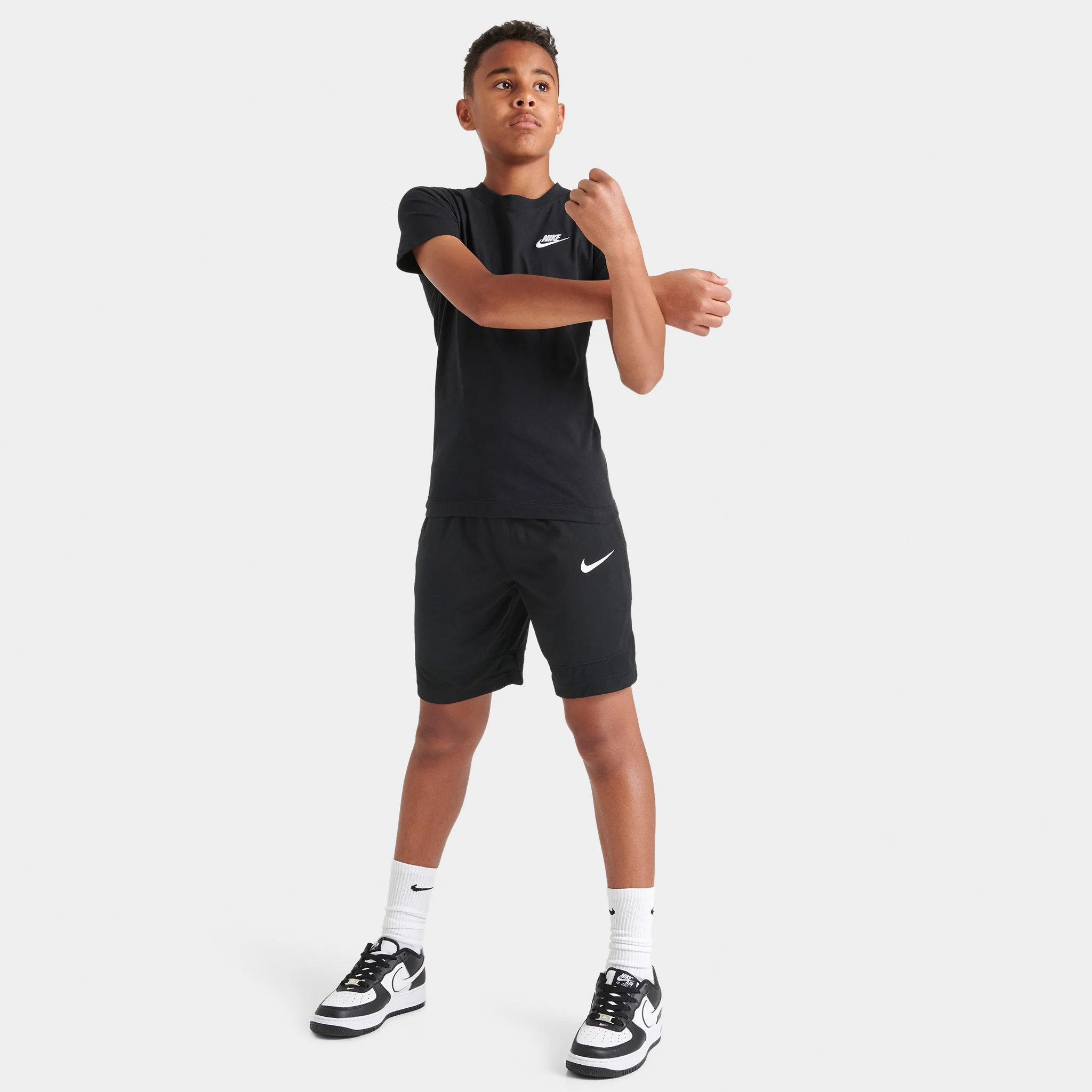 Nike Sportswear Juniors' Embroidered Futura T-Shirt / Black - Image 4