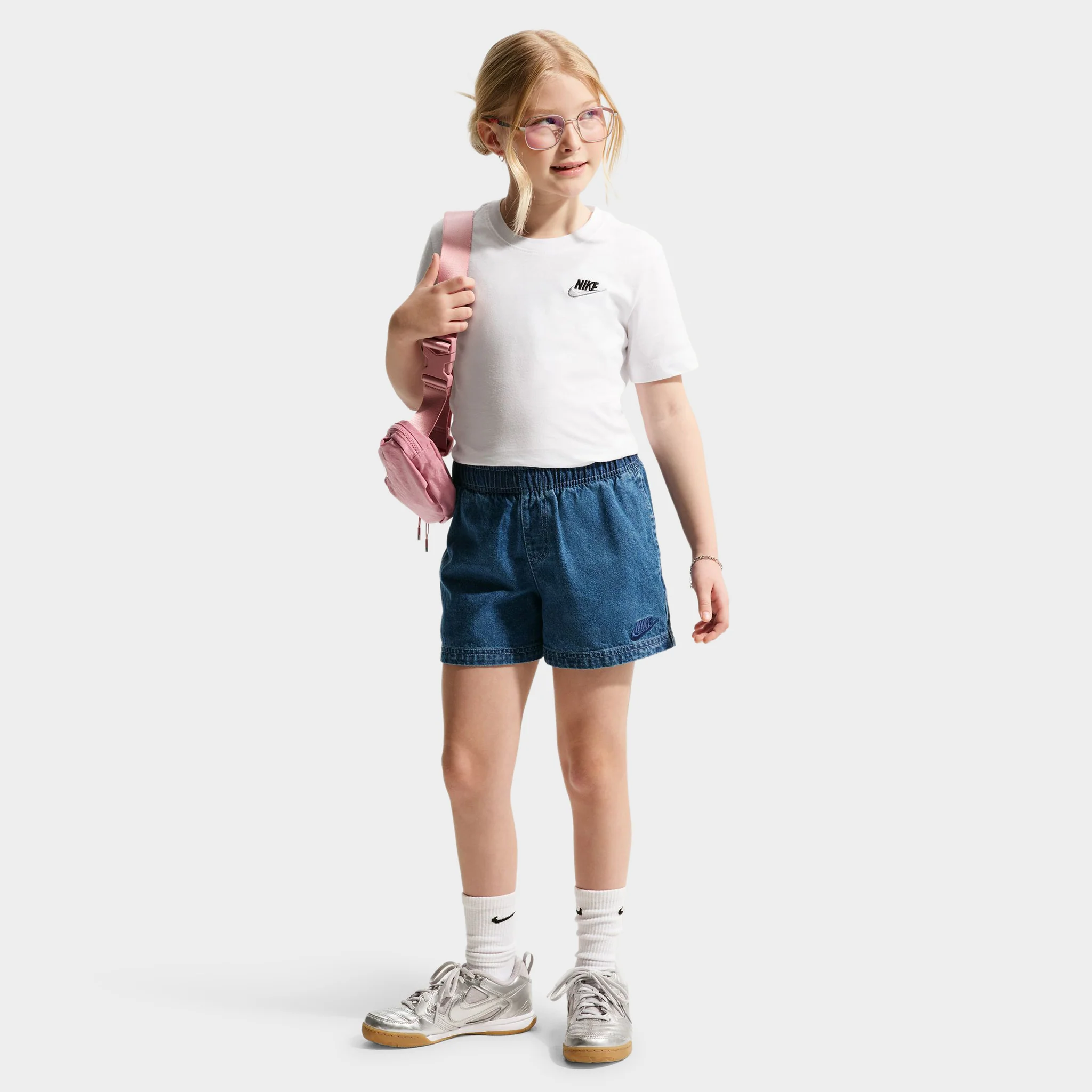 Nike Sportswear Juniors' Futura T-Shirt White / Black - Grey - Image 3