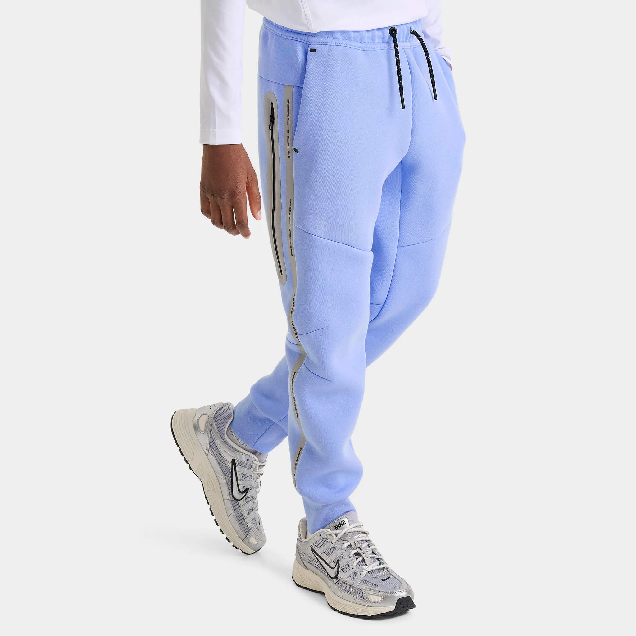 Nike Sportswear Juniors' Tech Fleece Joggers Reflect Aluminun / Black - Image 3