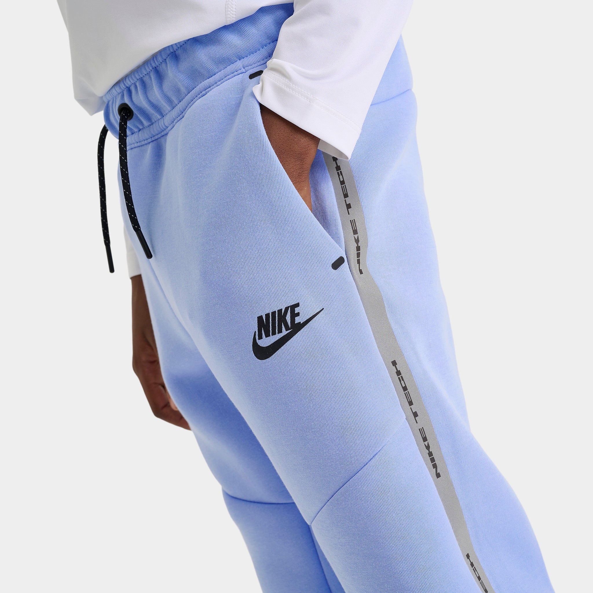 Nike Sportswear Juniors' Tech Fleece Joggers Reflect Aluminun / Black - Image 4