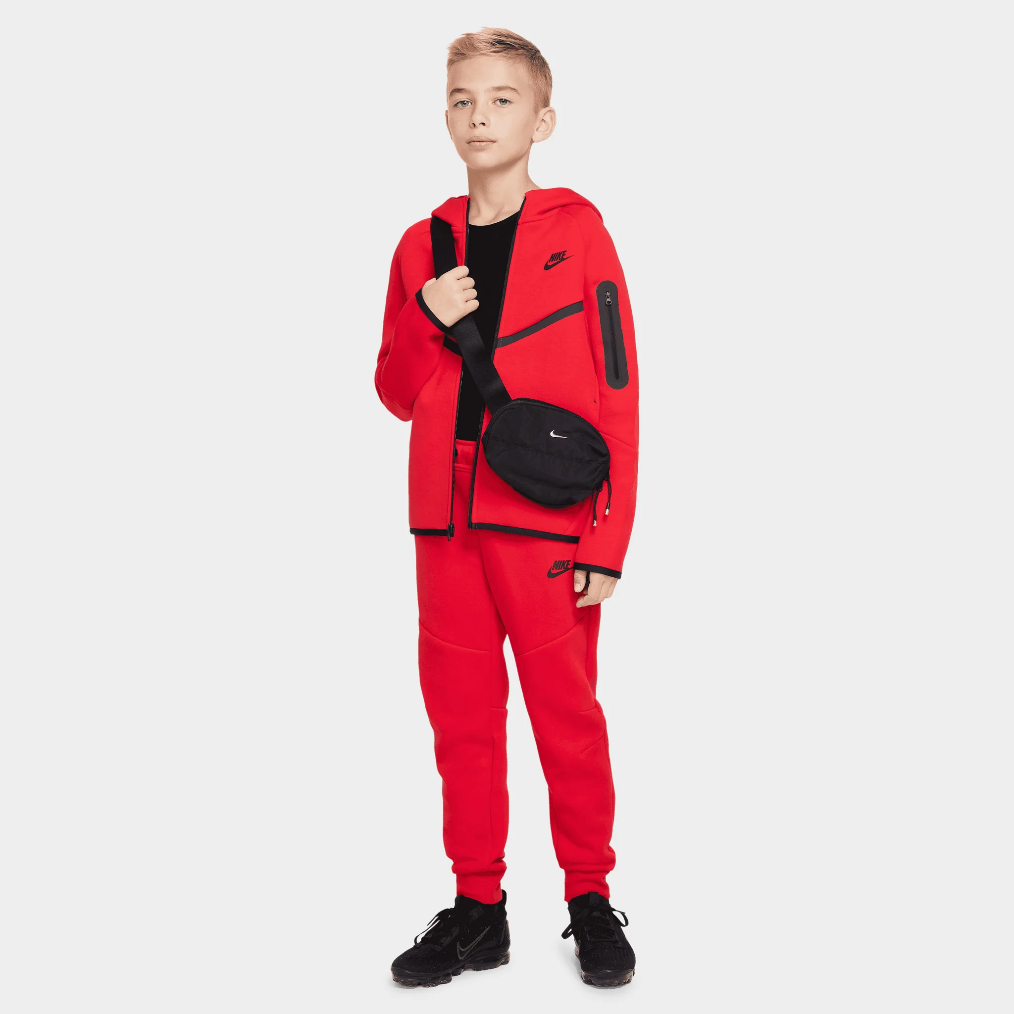 Nike Sportswear Juniors' Tech Fleece Joggers / University Red - Image 5