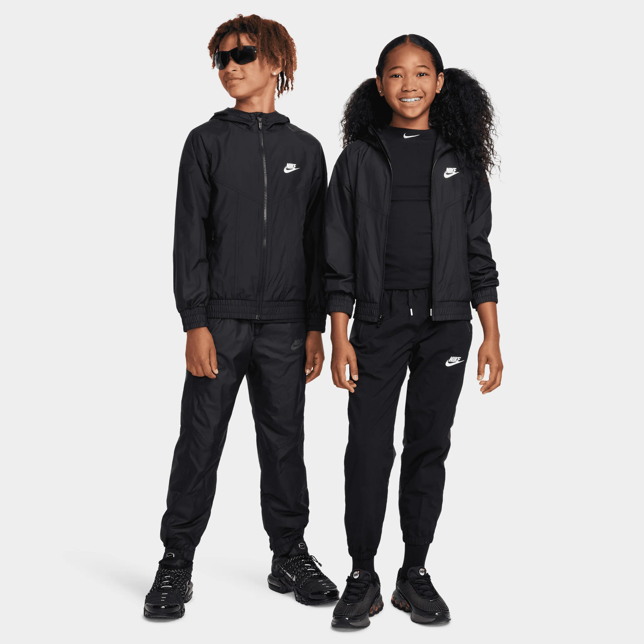 Nike Sportswear Juniors' Windrunner Jacket / Black - Image 6
