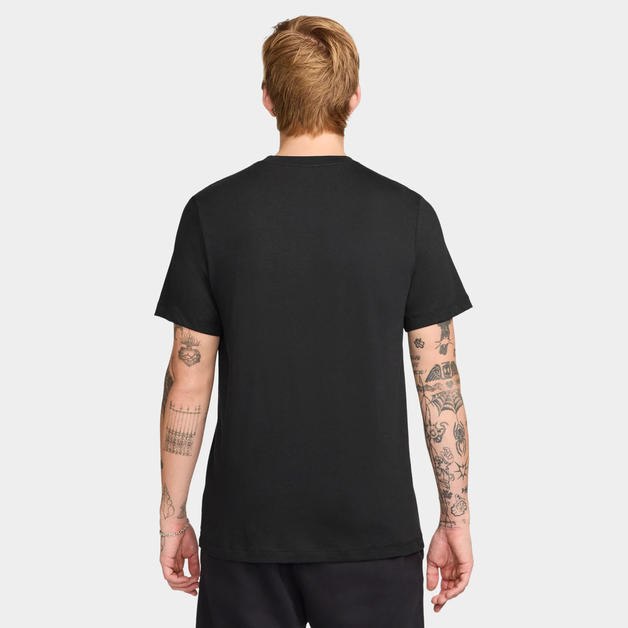 Nike Sportswear Men's T-Shirt / Black - Image 2