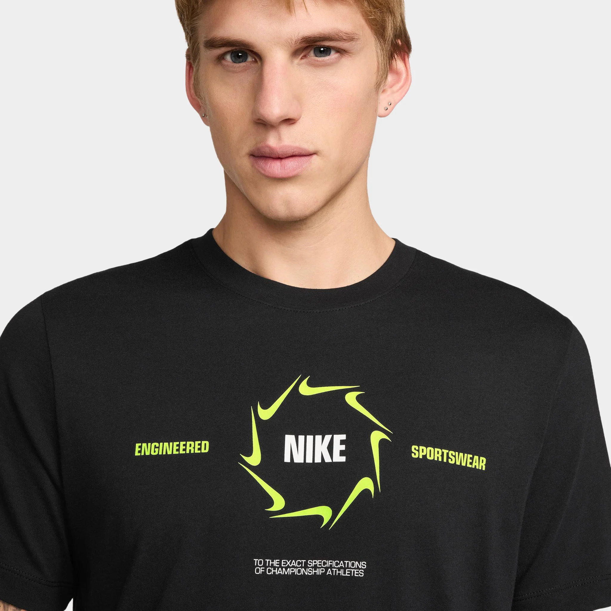 Nike Sportswear Men's T-Shirt / Black - Image 3
