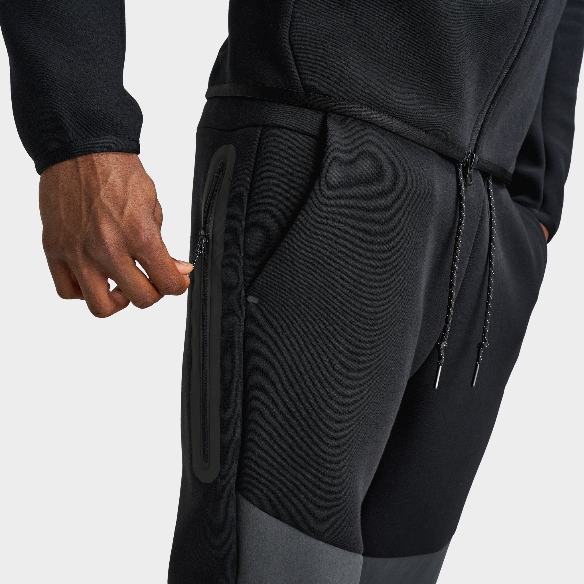 Nike Sportswear Tech Fleece Joggers Black / Grey - Image 5